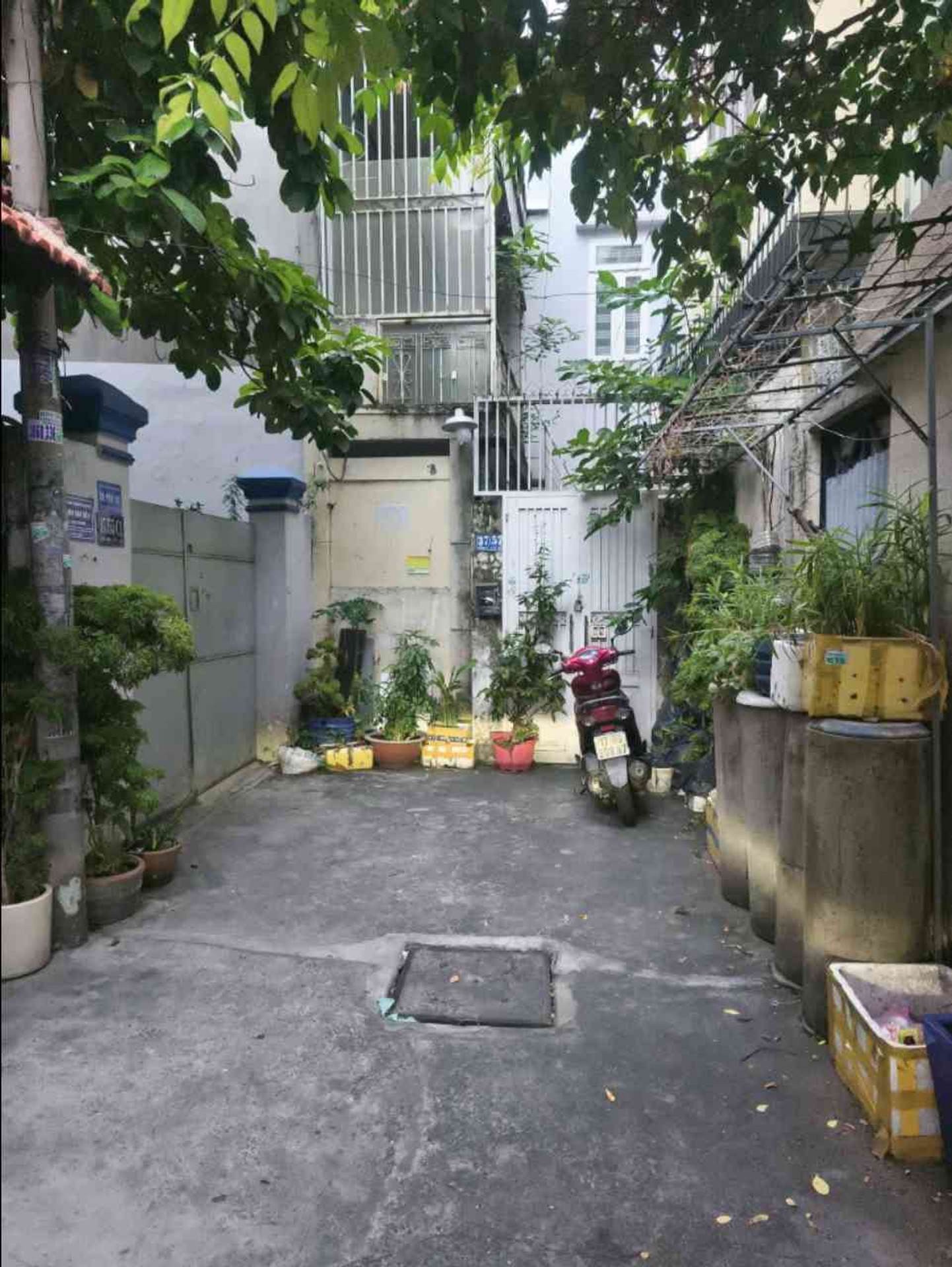 Bán nhà riêng 2 tầng tại xã gần sân bay, hẻm xe hơi, pháp lý chuẩn