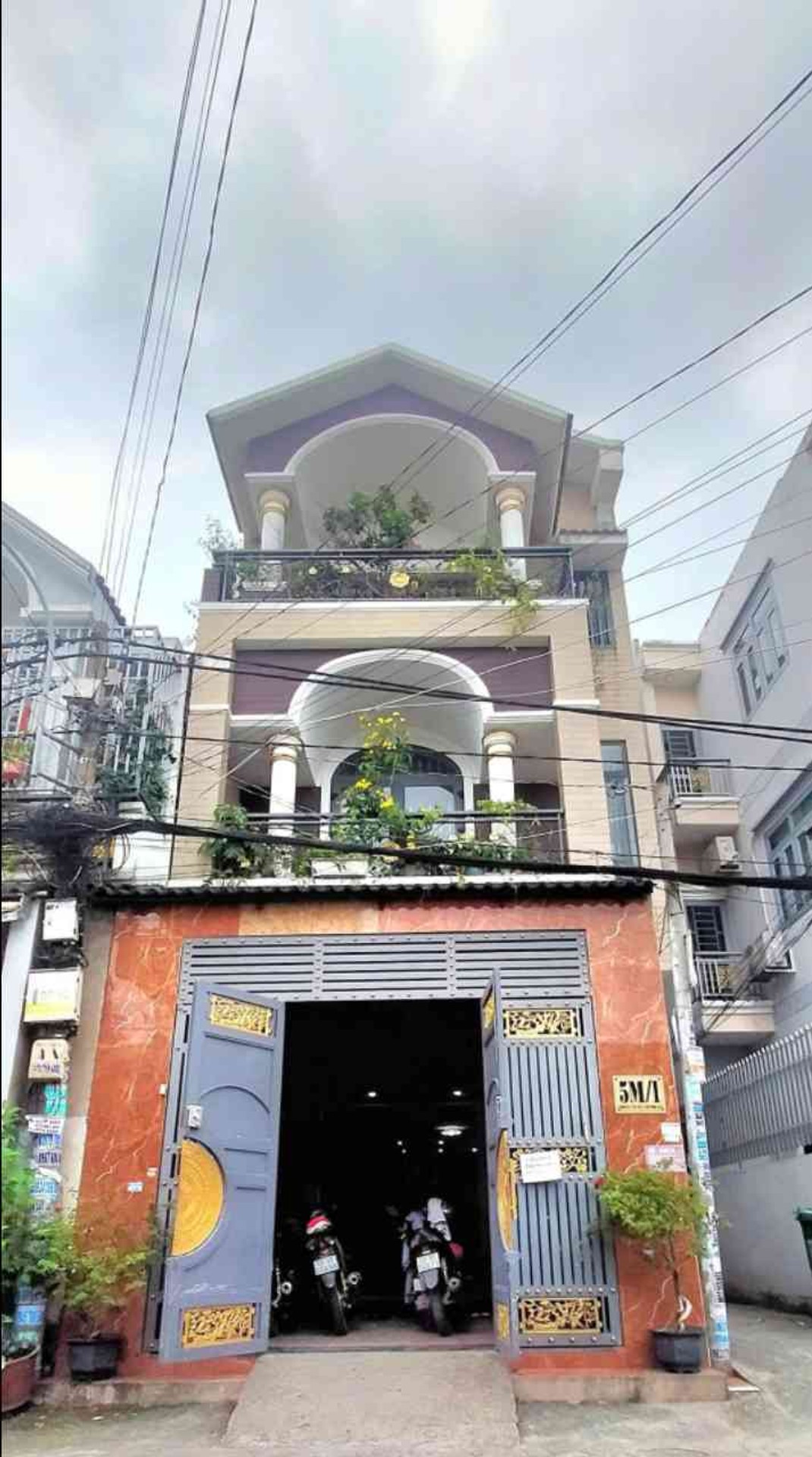 Bán nhà mặt phố 4 tầng, diện tích 335m², ngay chợ Hiệp Thành, Quận 12