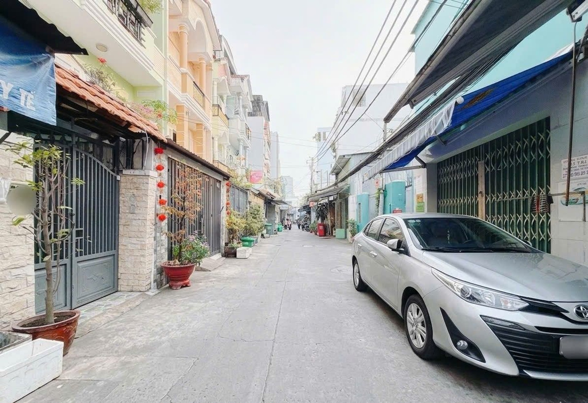 Bán nhà riêng 4 tầng hẻm xe hơi tại quận 7, diện tích 84m2