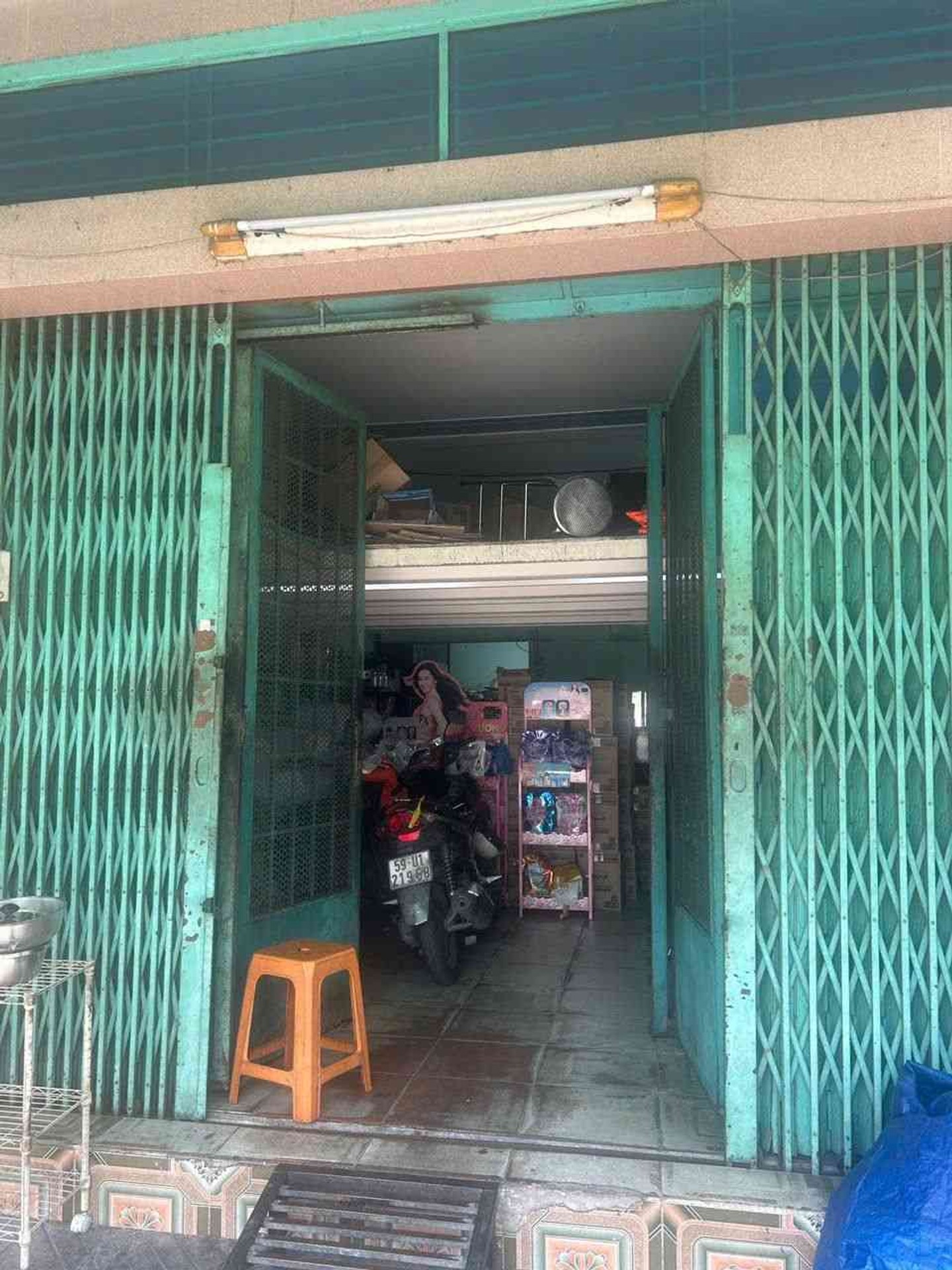 LÔ GÓC MT KINH DOANH 2 TẦNG 5X8M