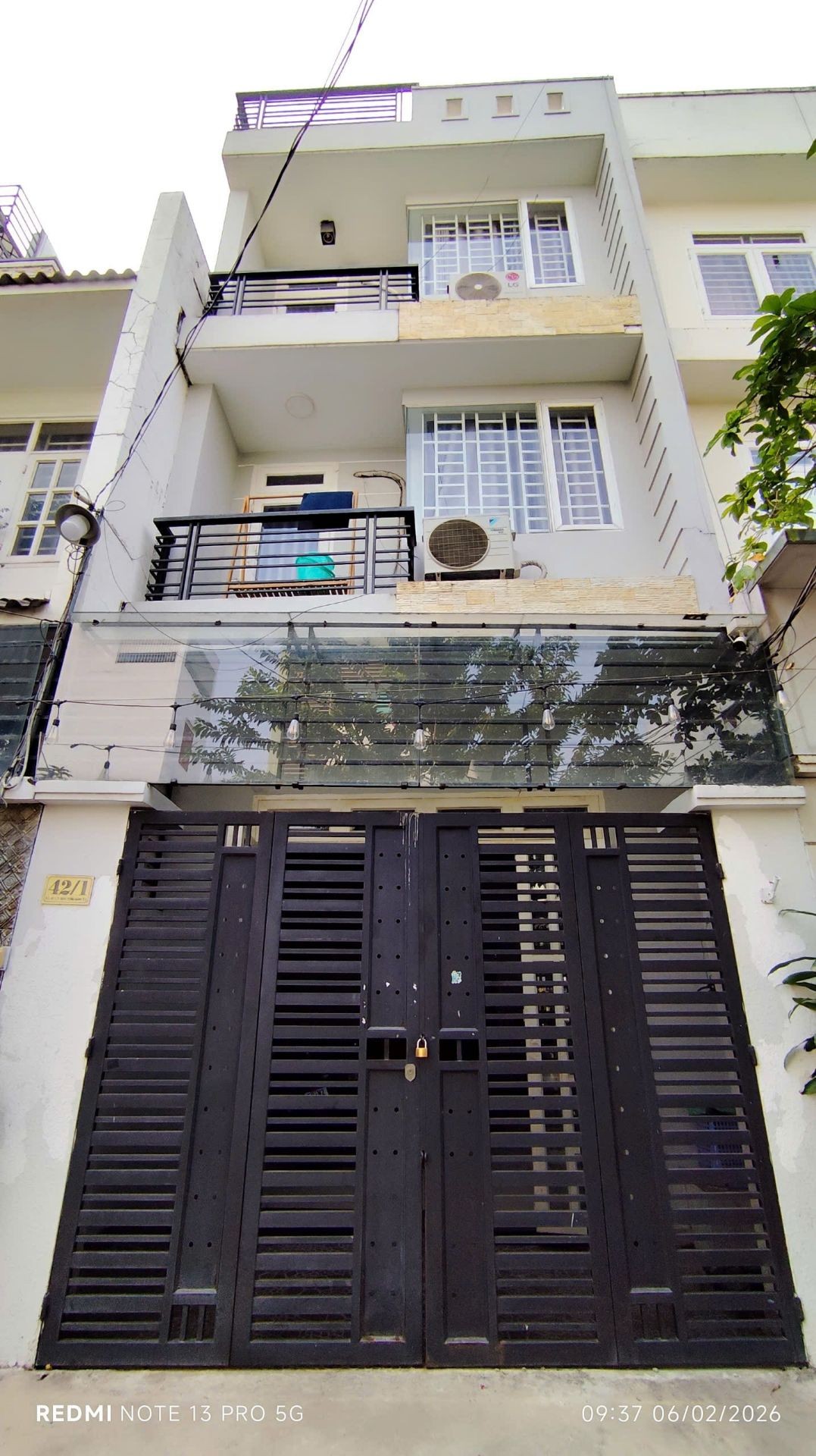 Nhà 3 tầng 56m2 Quận 2, đối diện công viên, đường rộng 10m - 0918604219 C.Loan