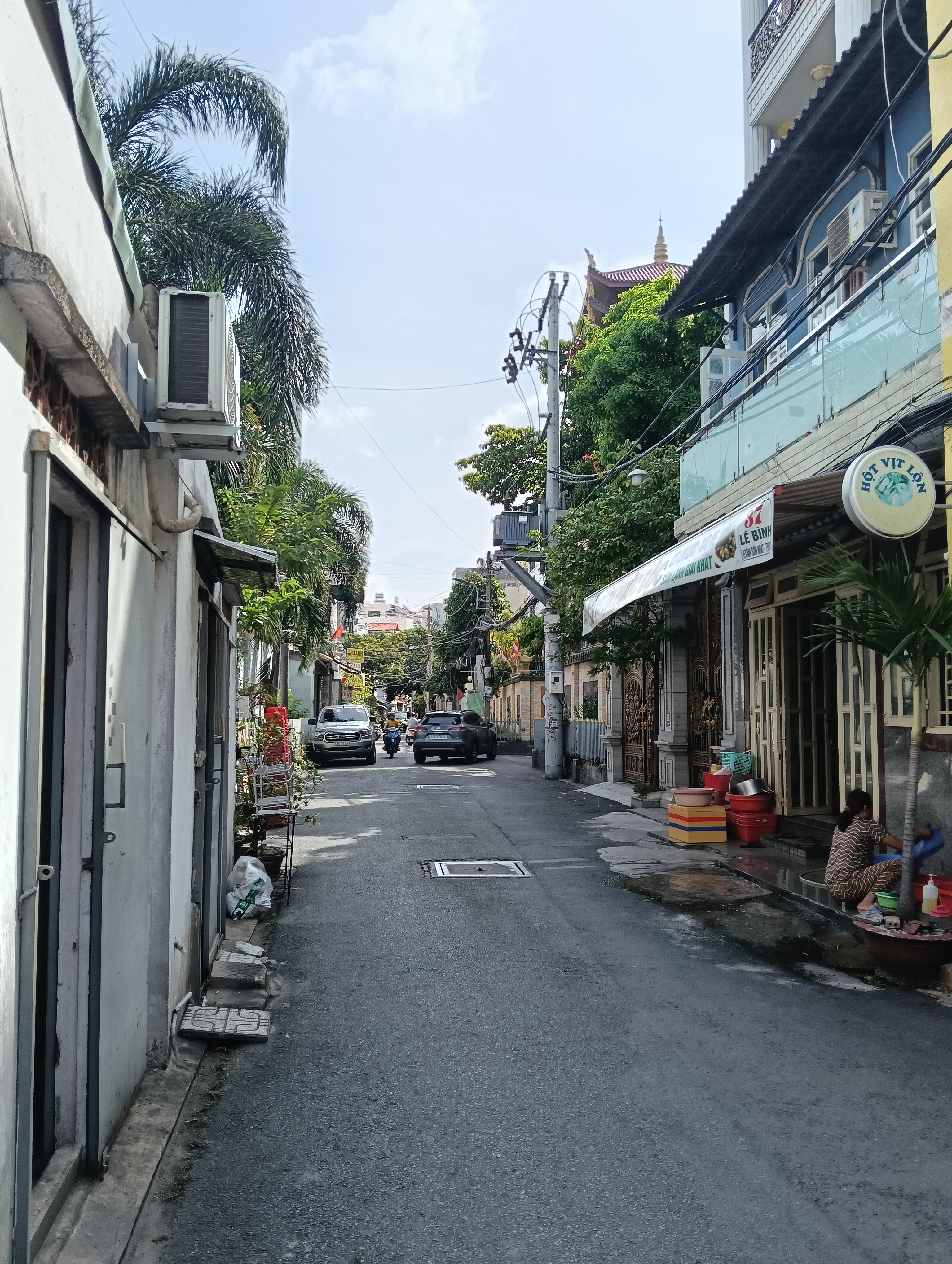 Bán nhà 4 tầng 5PN tại trung tâm Tân Bình, hẻm xe tải rộng