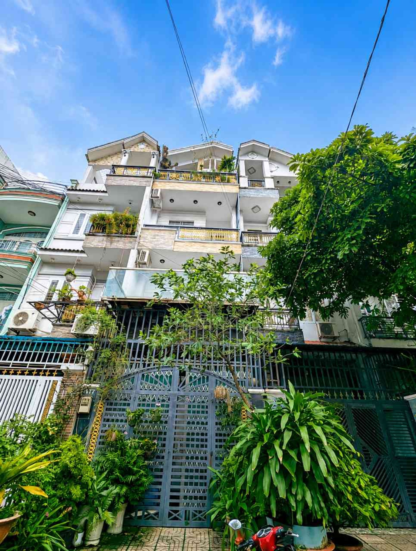 Bán nhà 4 tầng mặt phố KDC Nam Long Phú Thuận, diện tích 80m2