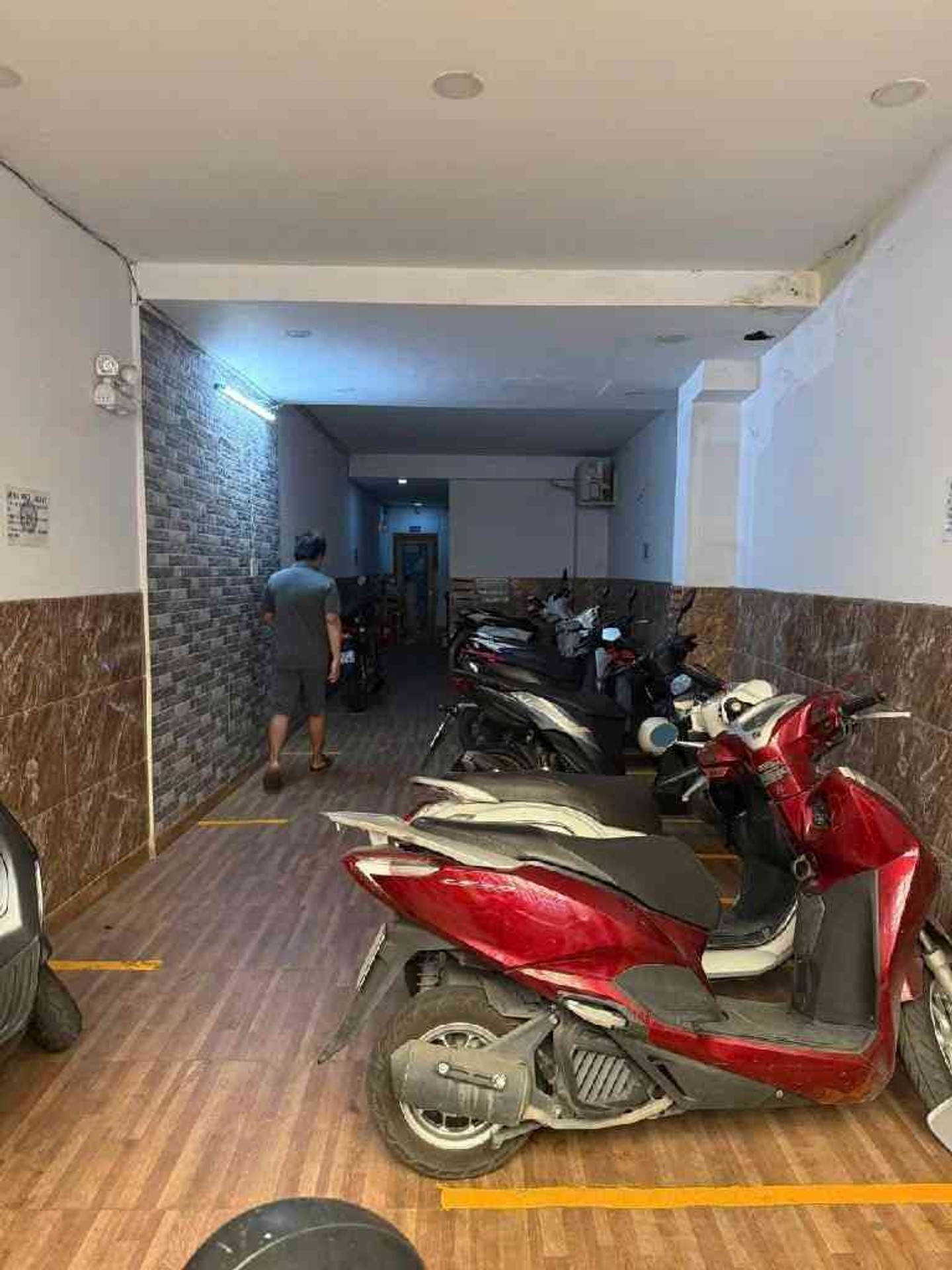 HÀNG HIẾM TRUNG TÂM TÂN PHÚ – TOÀ NHÀ CHDV 6 TẦNG – DÒNG TIỀN ỔN ĐỊNH