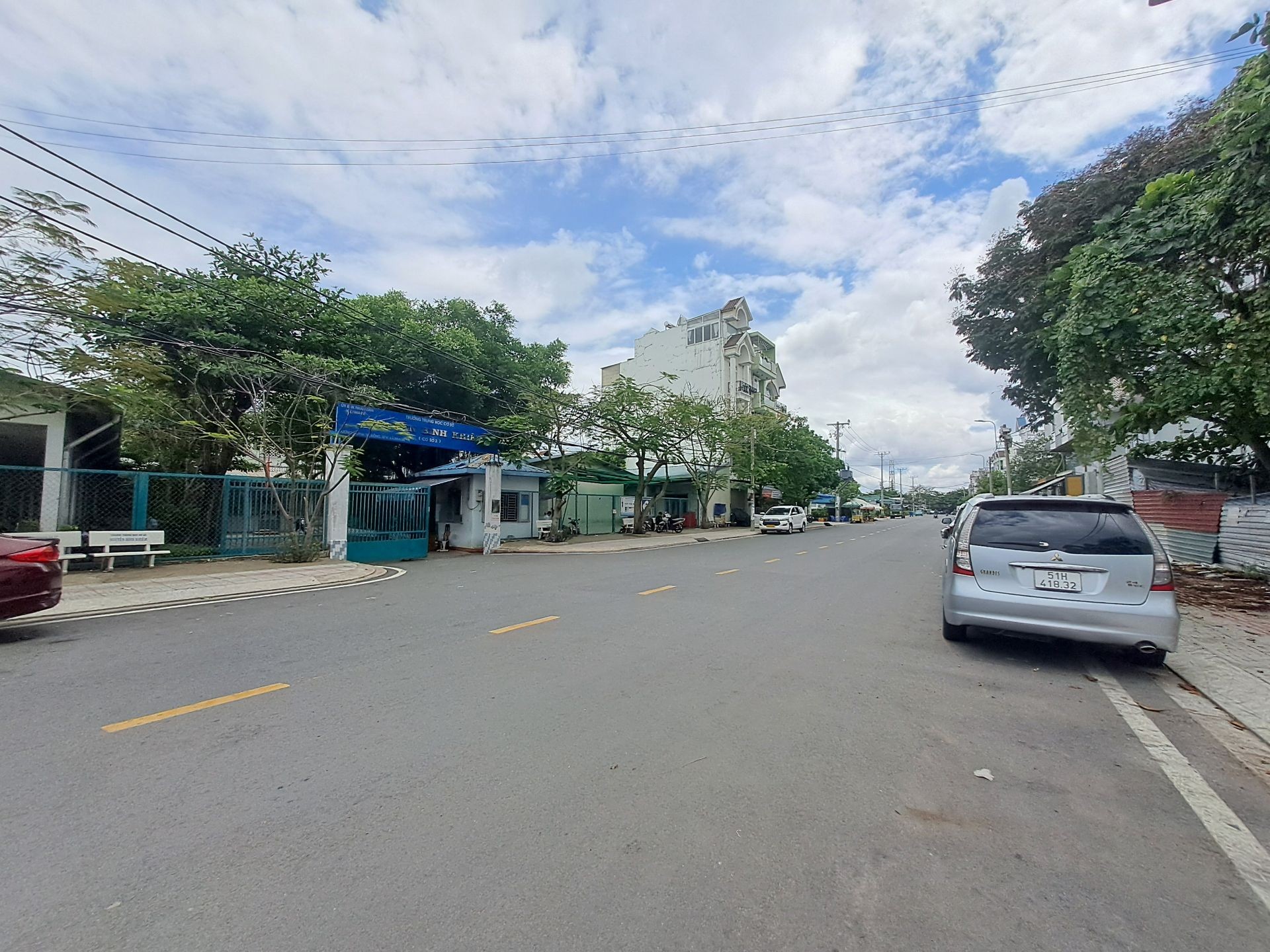 Cơ hội vàng sở hữu nhà phố 3 tầng mặt tiền rộng tại trung tâm Nhà Bè
