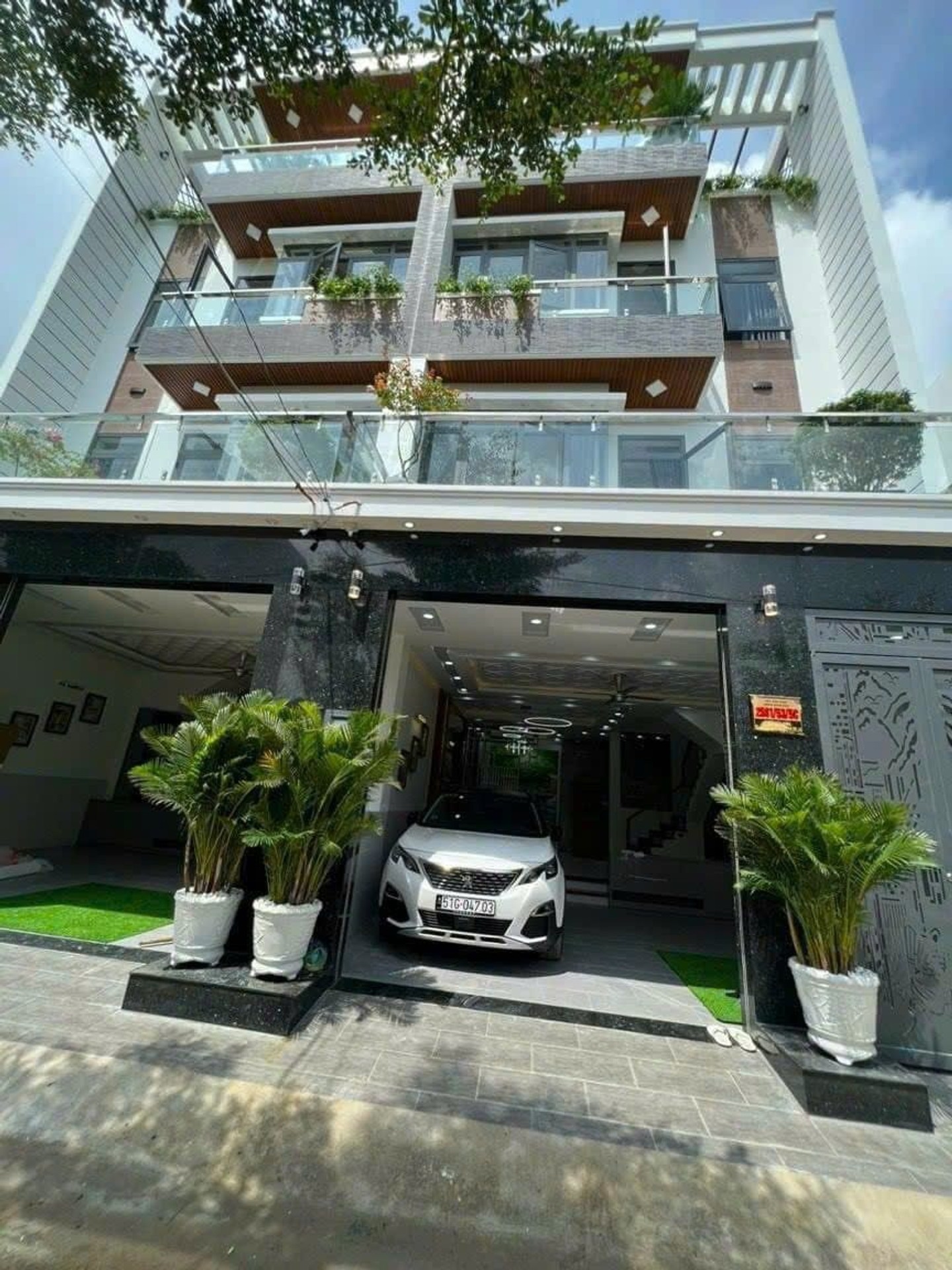 Bán nhà riêng 4 tầng tại Huỳnh Tấn Phát với diện tích 82m2 và vị trí thuận tiện