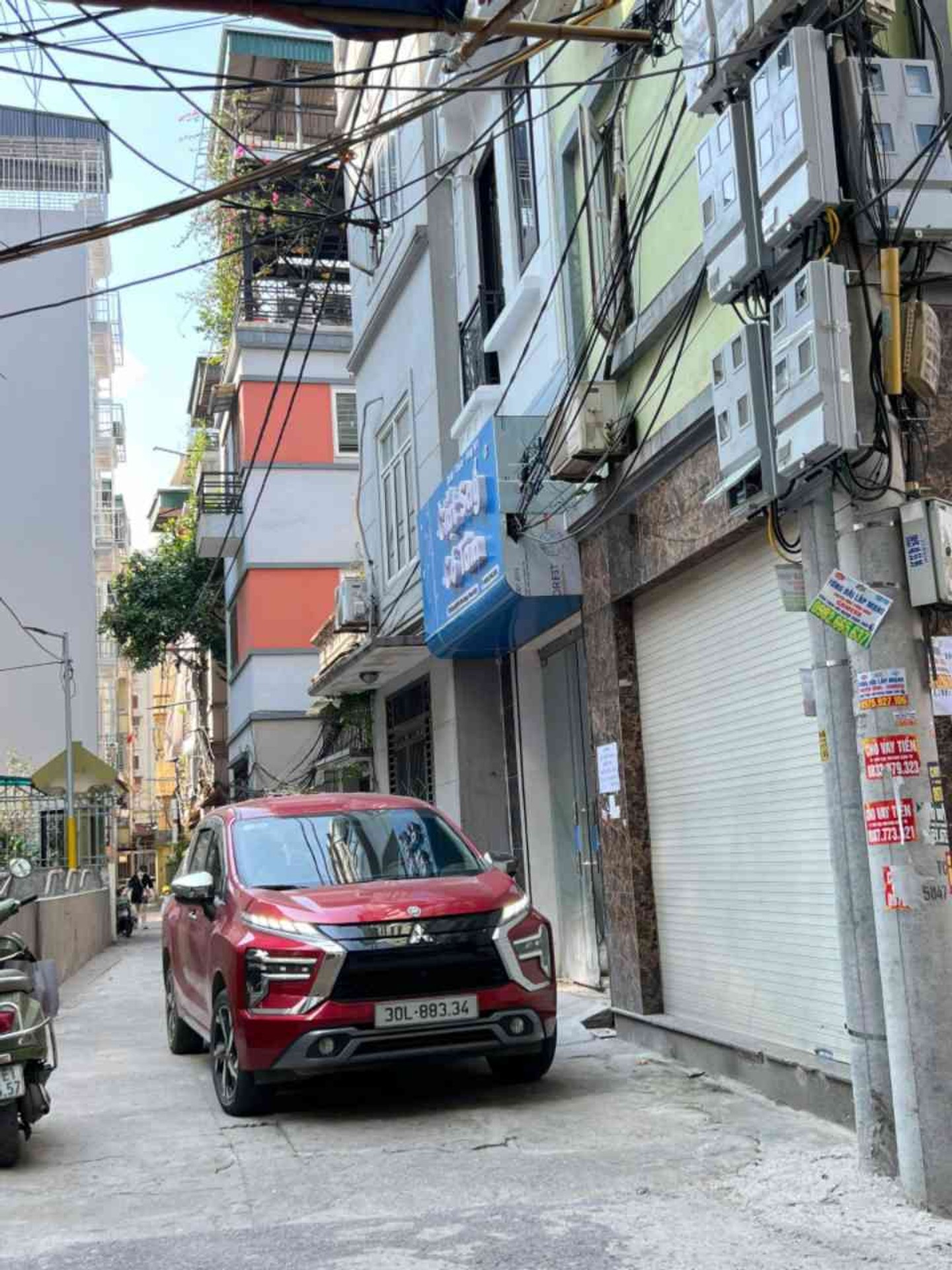 Bán nhà KIM GIANG 35m OTO 7 CHỖ NGỦ TRONG NHÀ - KINH DOANH NGÀY ĐÊM - GẦN CÔNG VIÊN THE MANOR 9.4tỷ