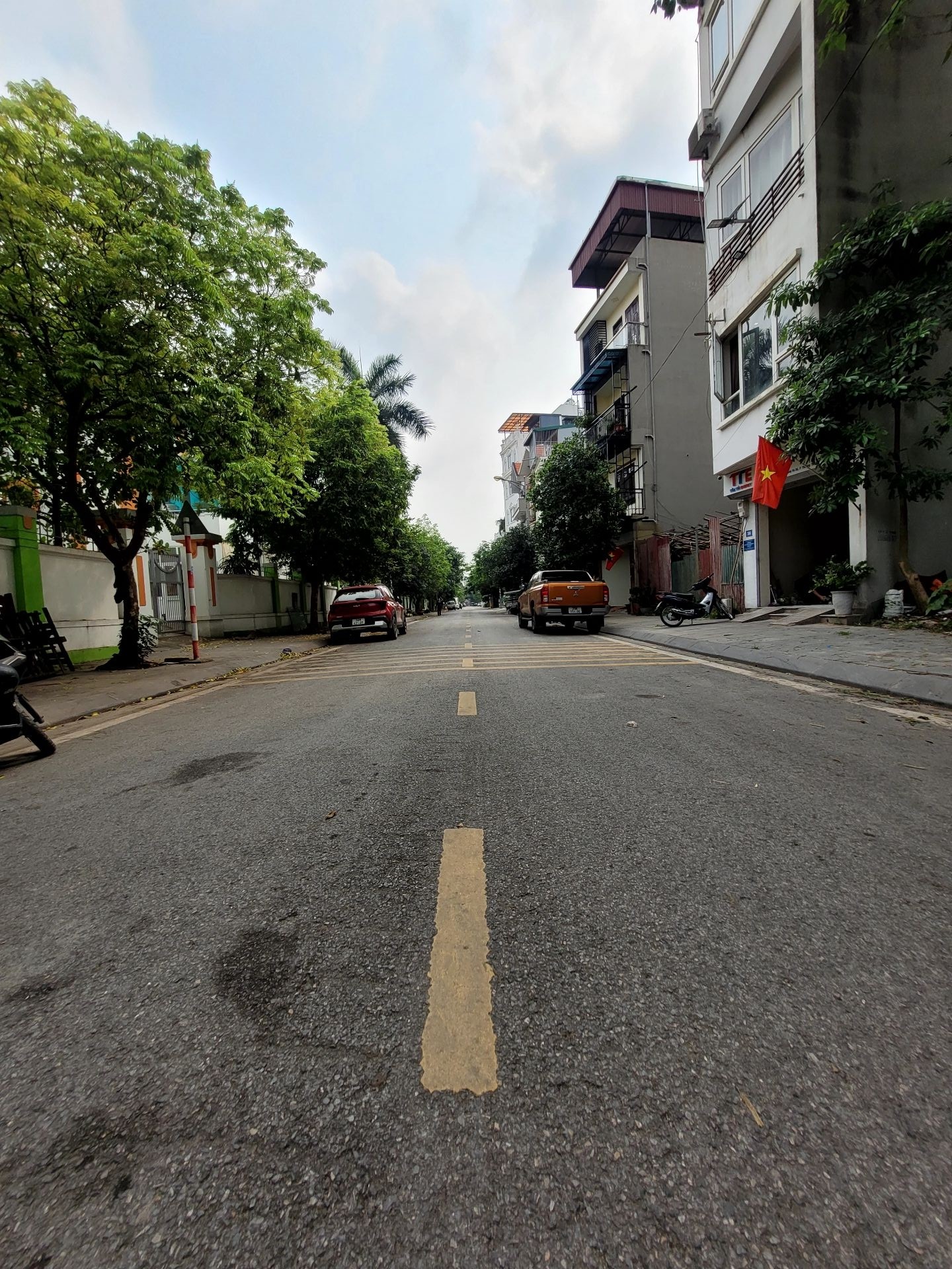 BÁN ĐẤT ĐẶNG VŨ HỶ 67M2- MT 4.5m- VỈA HÈ, Ô TÔ TRÁNH - VIEW TRƯỜNG HỌC - 19.5 Tỷ