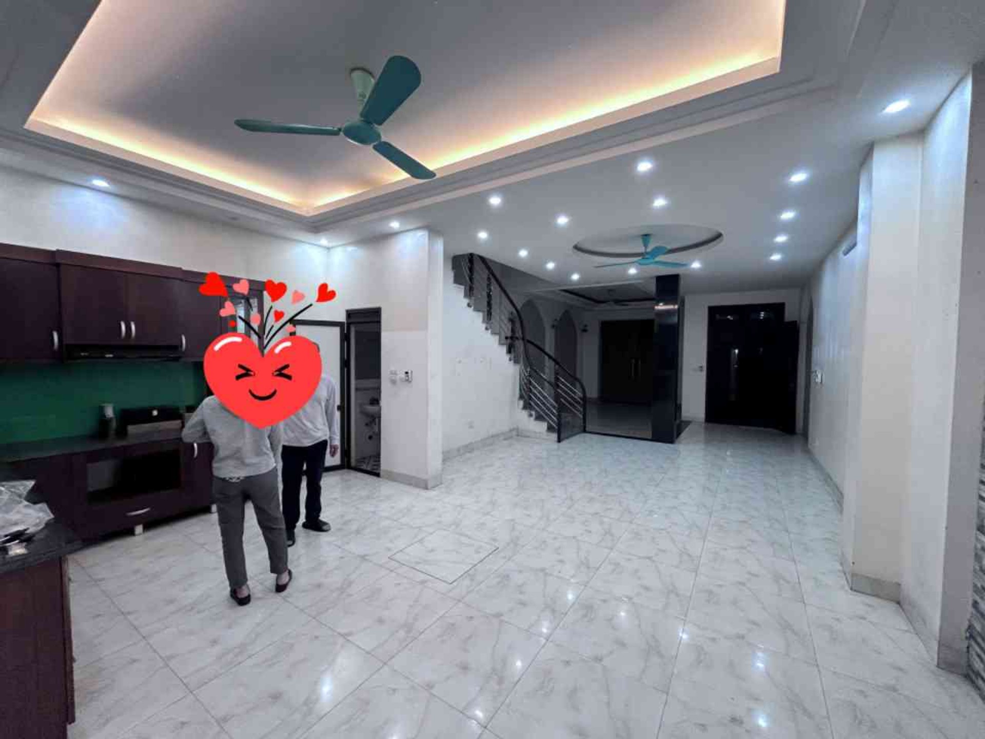 BÁN BIỆT THỰ LIỀN KỀ VIỆT HƯNG 120M2- 4 TẦNG MẶT PHỐ - KINH .5 Tỷ DOANH, VĂN PHÒNG - 47