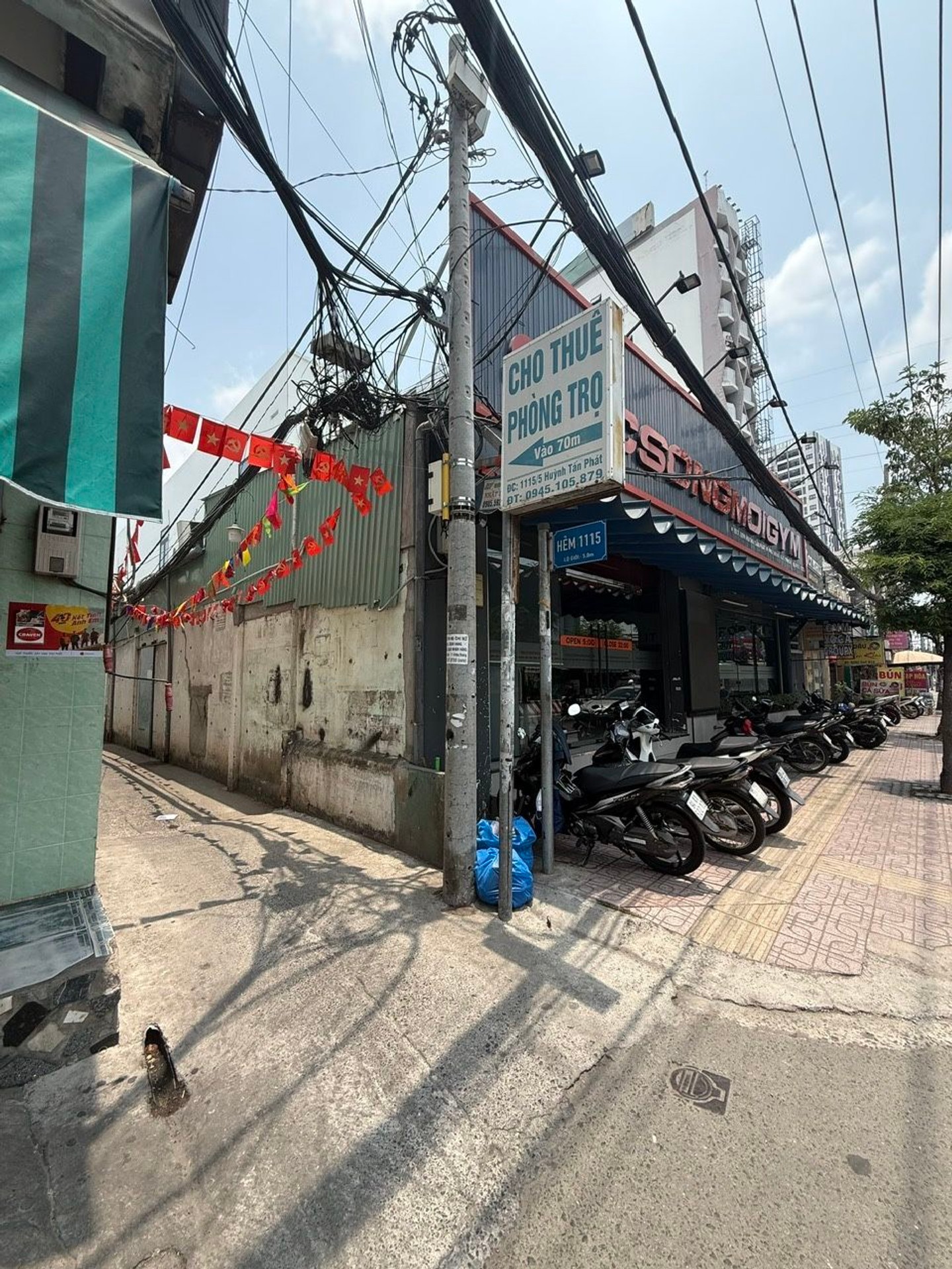 Cơ hội vàng sở hữu nhà riêng 5 phòng ngủ giá tốt tại Huỳnh Tấn Phát