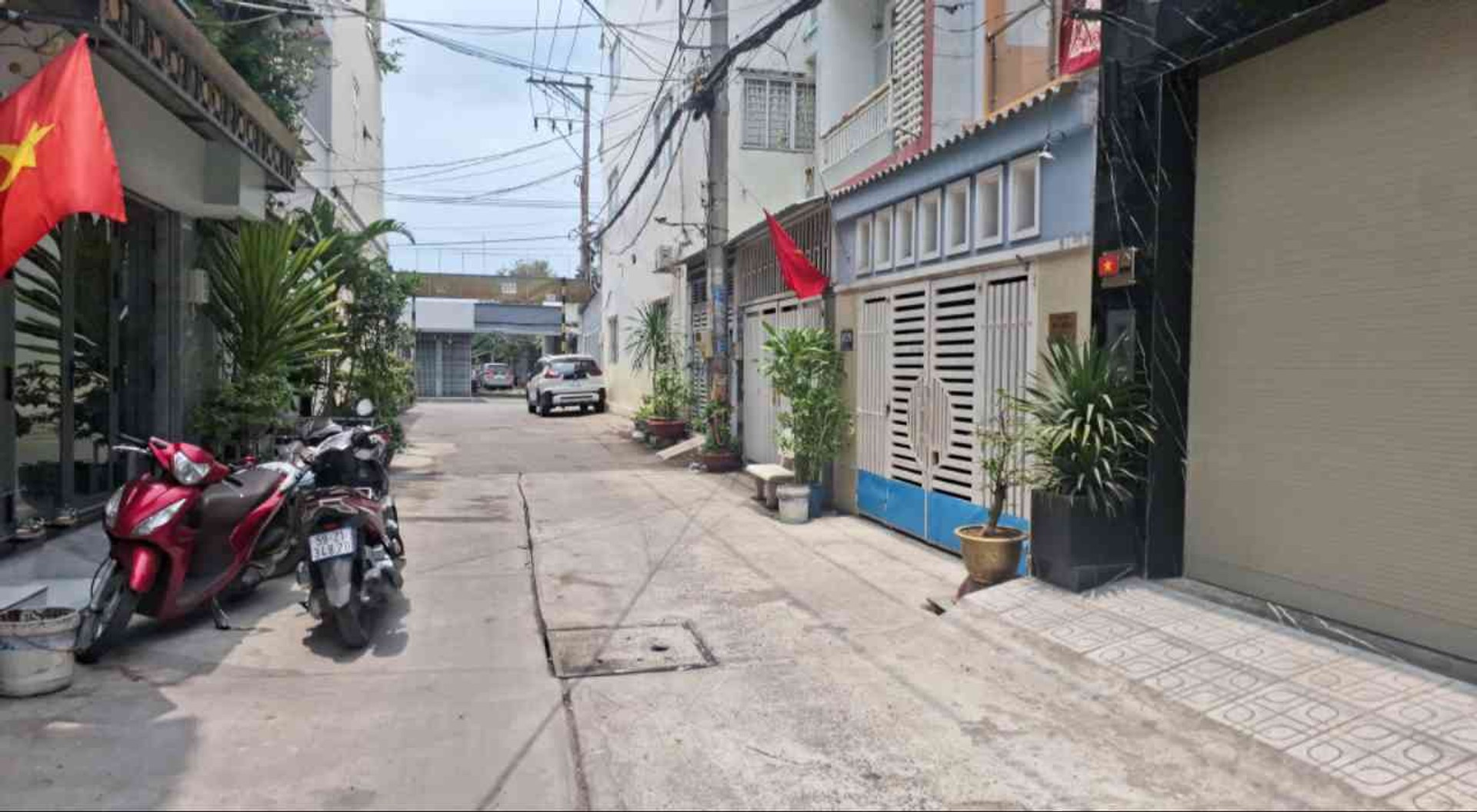 Cơ hội hiếm có sở hữu nhà 2 tầng mặt tiền rộng tại trung tâm Nhà Bè