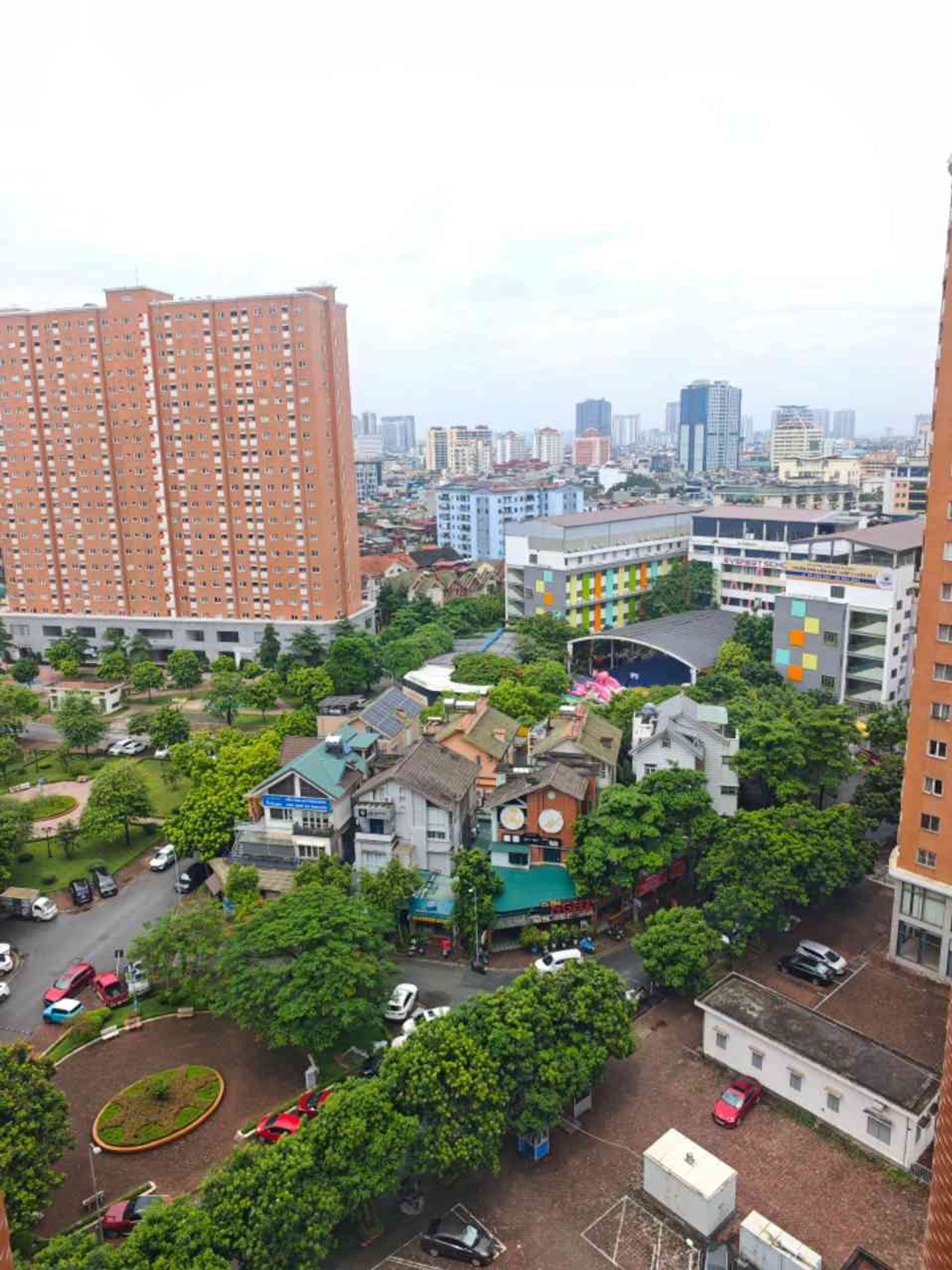 Căn hộ 3 phòng ngủ tiện nghi ngay trung tâm Cầu Giấy