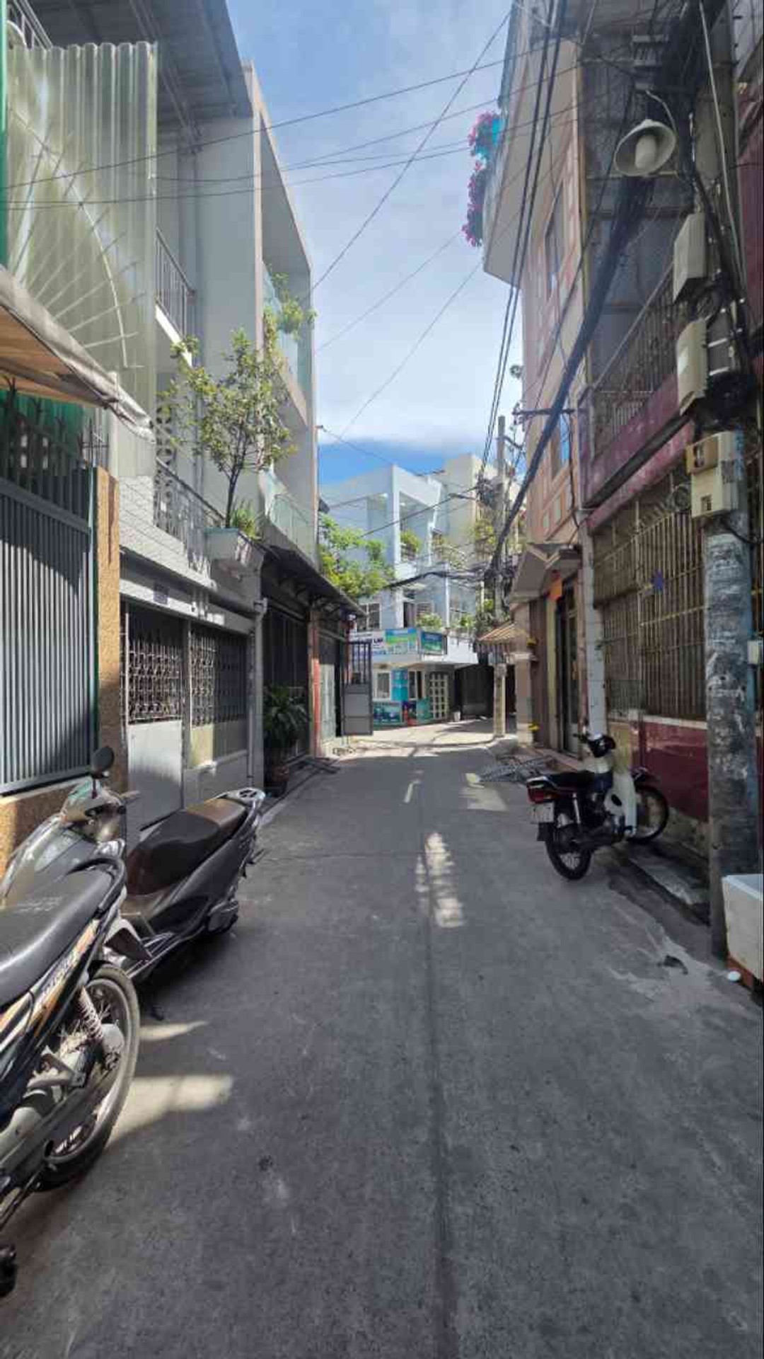 Bán nhà 2 tầng 78m2 hẻm 5m ô tô tại phường Tân Hòa, Tân Bình