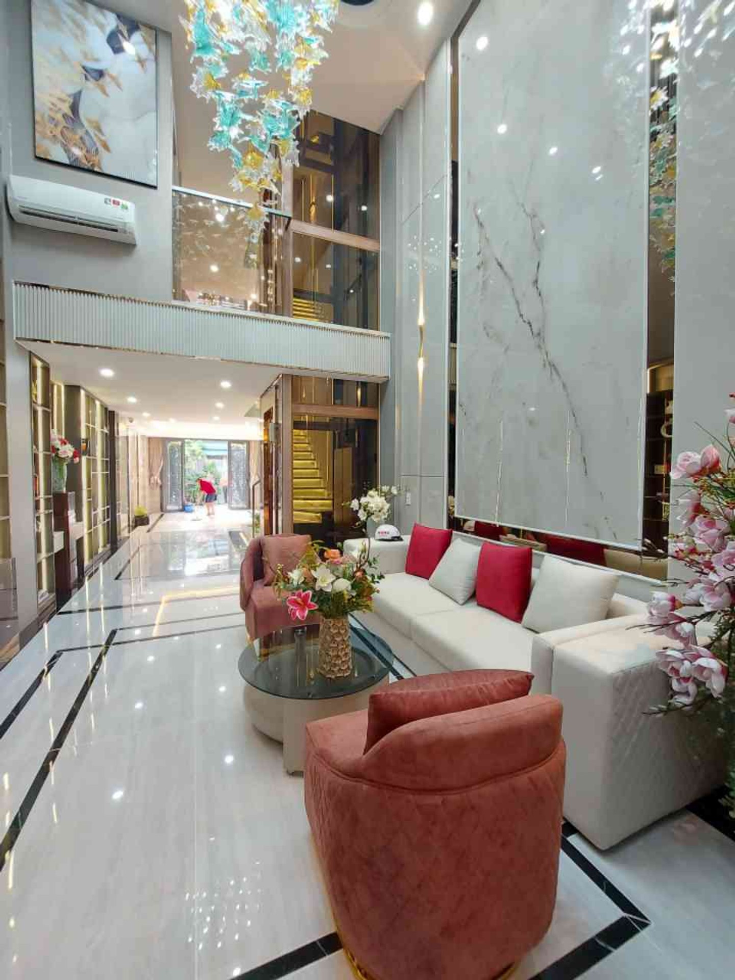 Bán nhà riêng 5 tầng có thang máy , Quận Gò Vấp, diện tích 64 m2