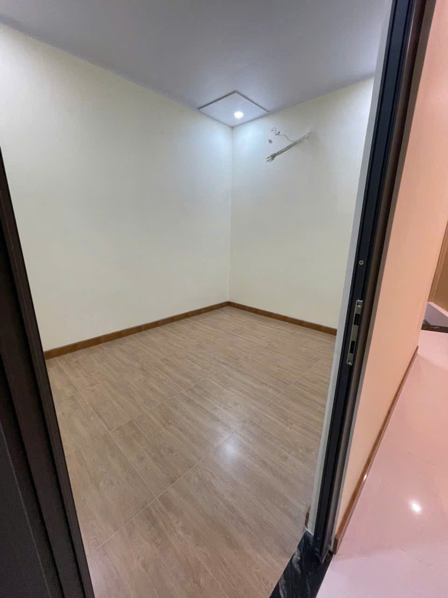 Nhà 2 tầng 40m2 giá 5.4 tỷ tại Phú Hoà Tân Bình