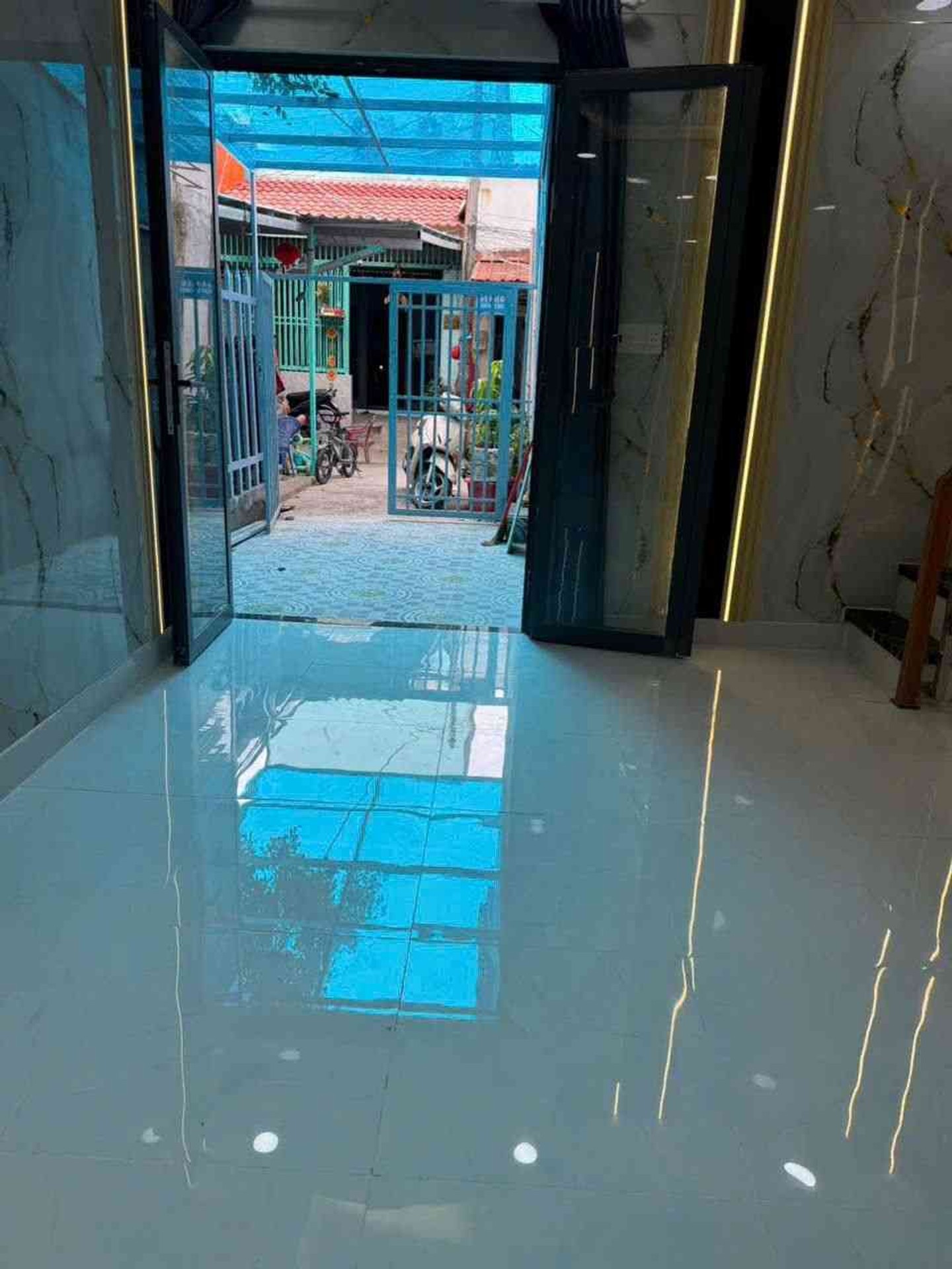 Chính chủ bán Gấp nhà Mặt tiền hẻm 391 Huỳnh Tấn Phát, Quận 7. Hẻm thẳng 1 trục 3m