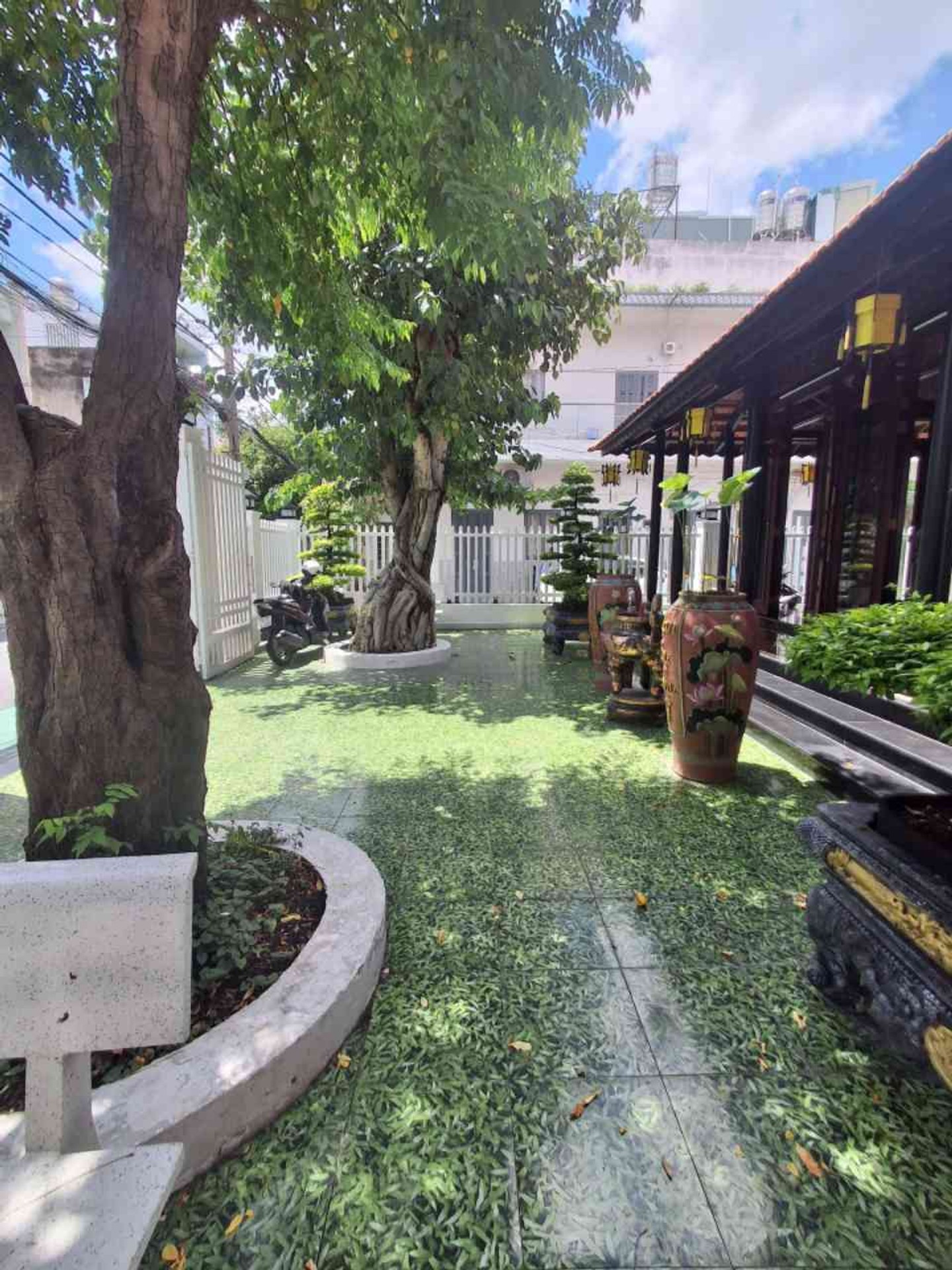 Bán nhà riêng 202m2 mặt tiền 12m hẻm ô tô quận Tân Sơn