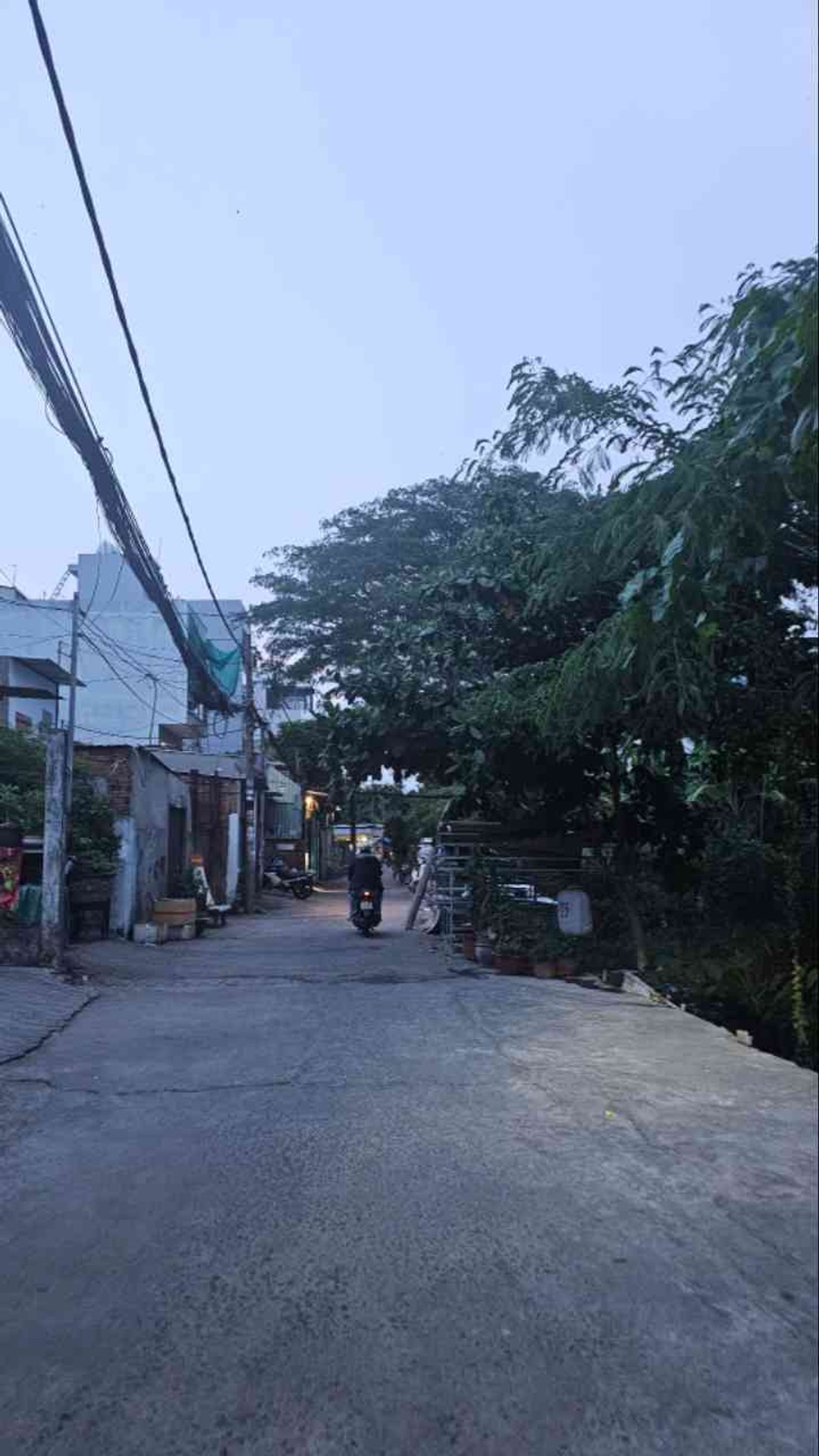 52M2 - 2 TẦNG - SÁT HXH - DÒNG TIỀN GẦN 100TR/NĂM - VUÔNG - HẾT LG