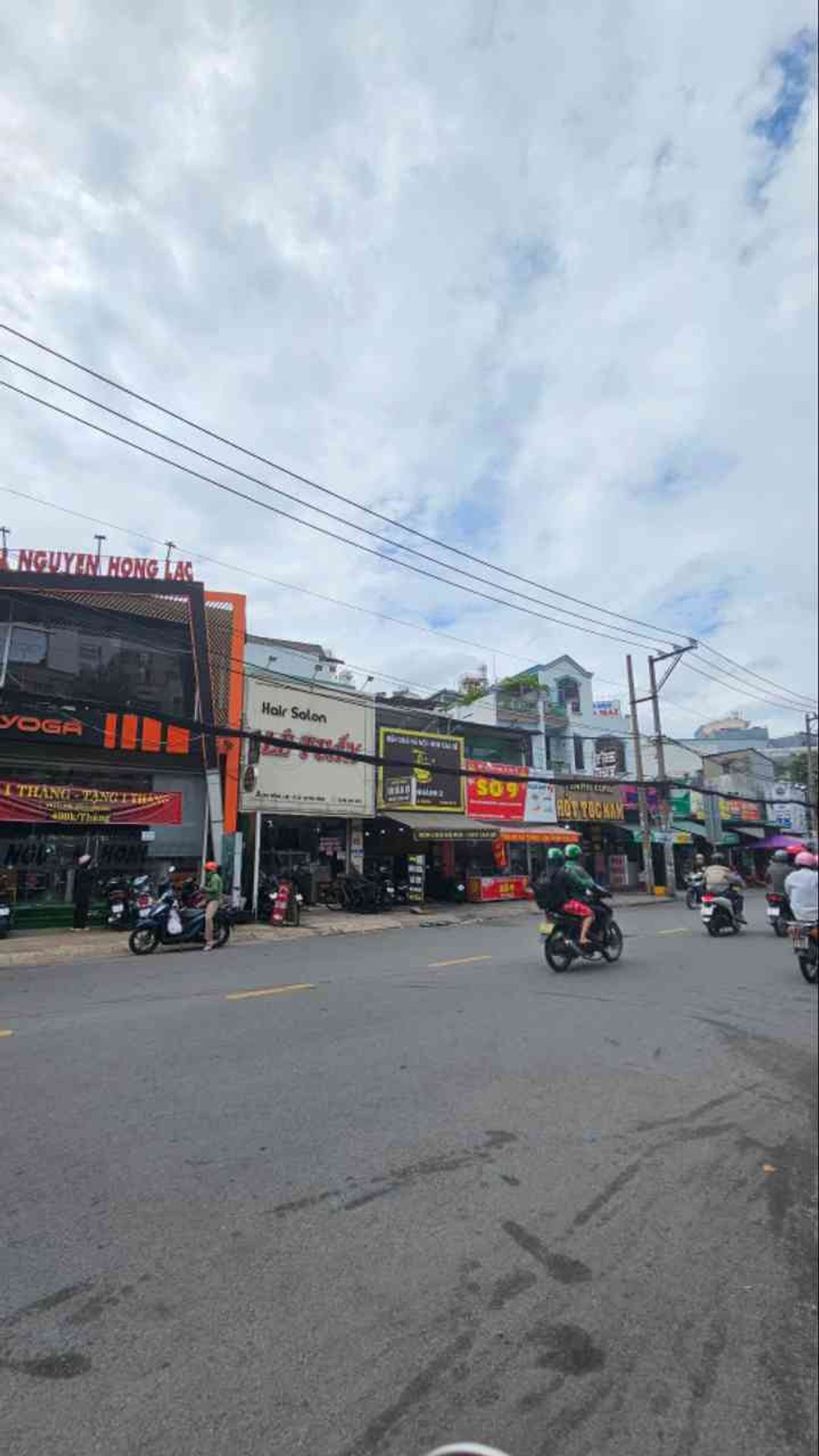 MẶT TIỀN KD KHU BÀU CÁT 74M2 - ĐƯỜNG 20M ĐANG CHO THUÊ 25TR/TH - ĐỐI DIỆN CC BÀU CÁT - NHỈNH 13 TỶ