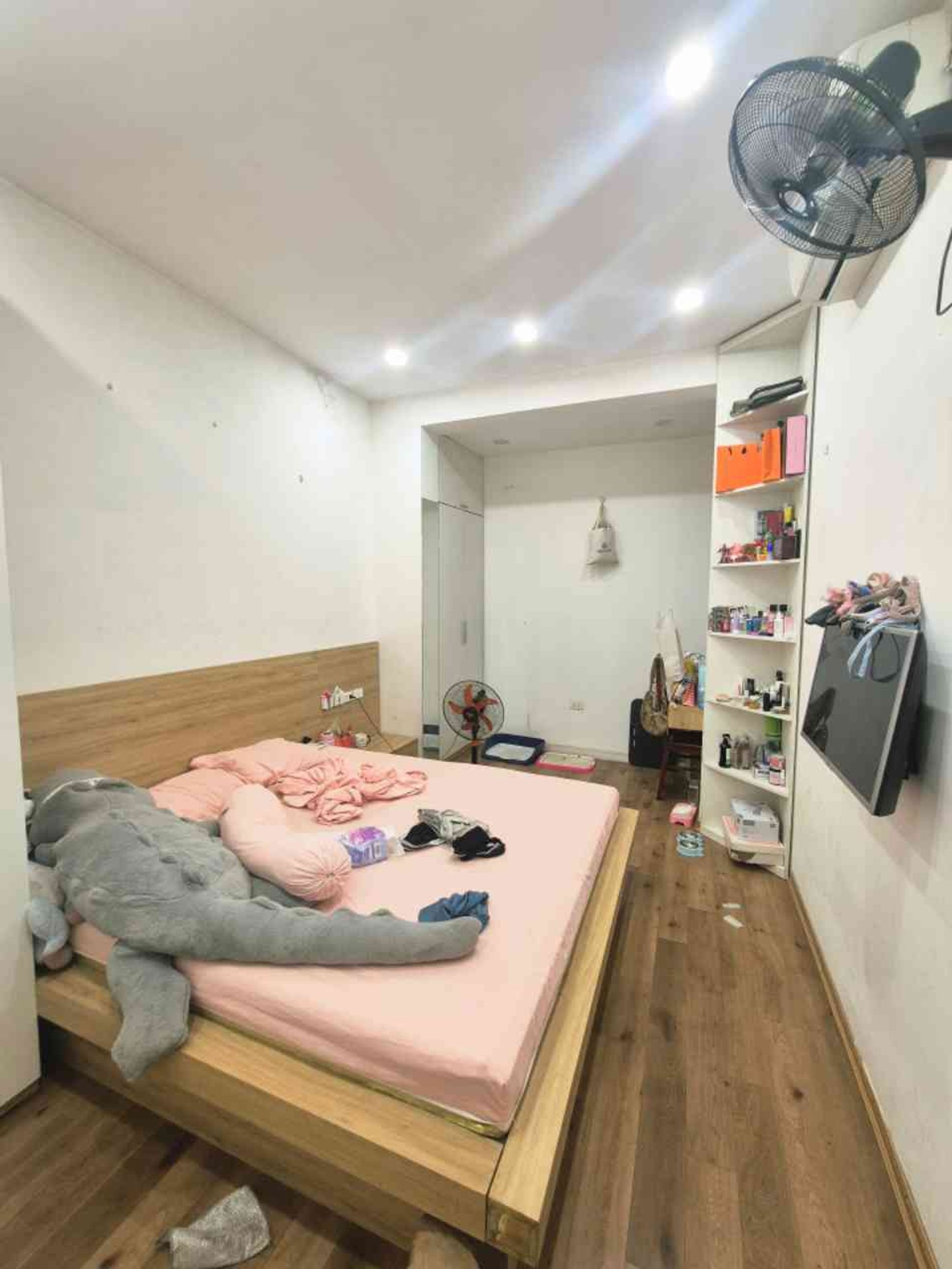 Nhà lô góc 3 thoáng sát Vin Giảng Võ - Cơ hội đầu tư vàng