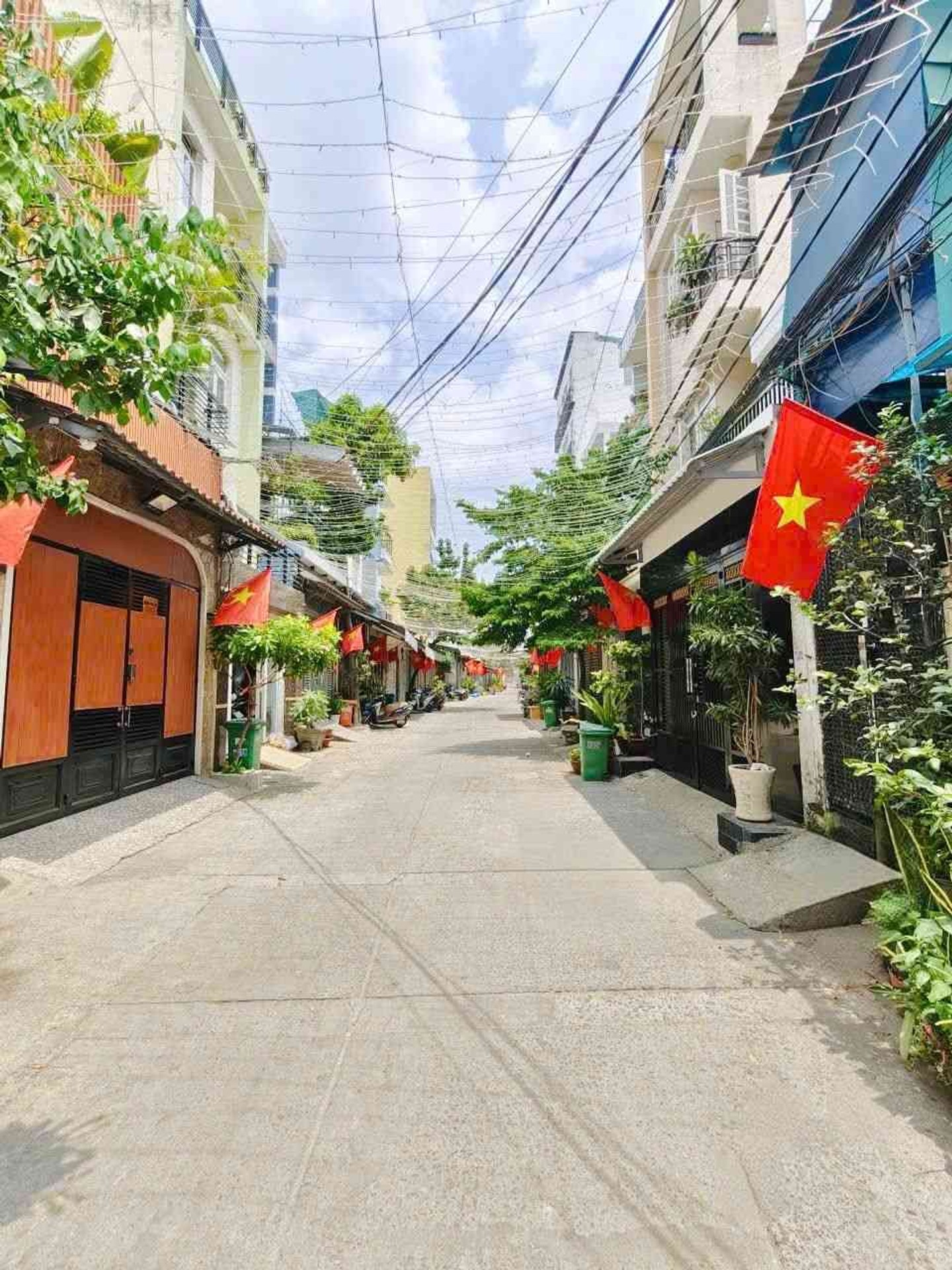 Nhà Tân Phú, hẻm xe hơi, chợ Tân Hương, 4x20m chỉ 7tỷ