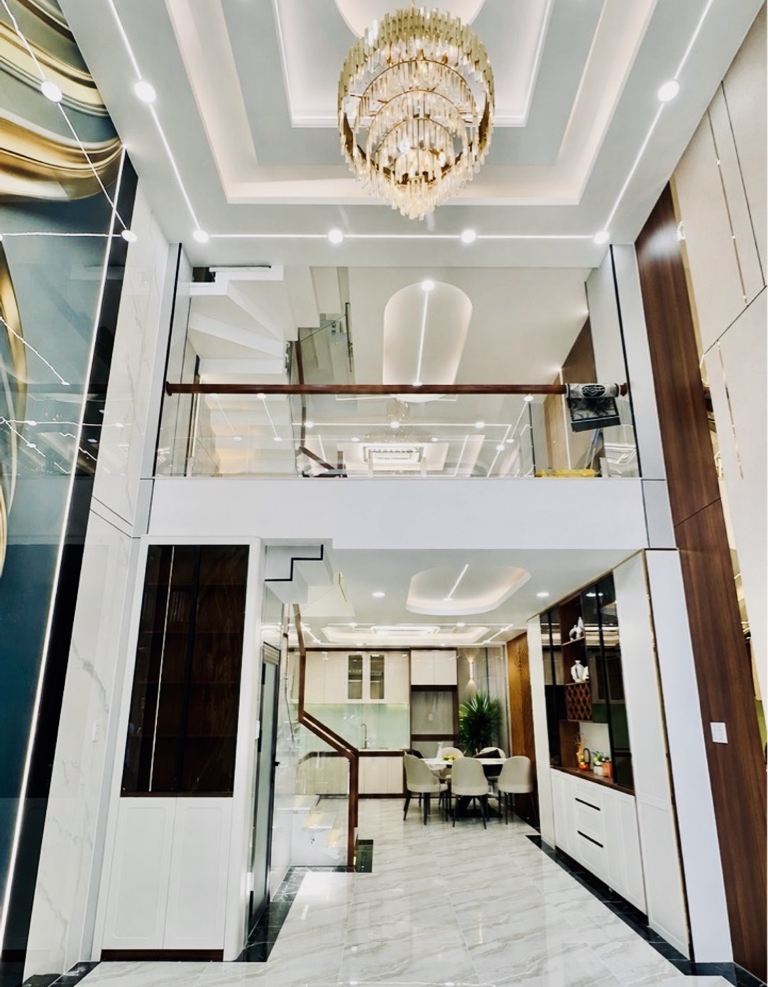 Siêu Phẩm 5 Tầng Bình Tân - gần Lê Văn Quới- Chỉ 7tỷ hơn-4PN&5WC