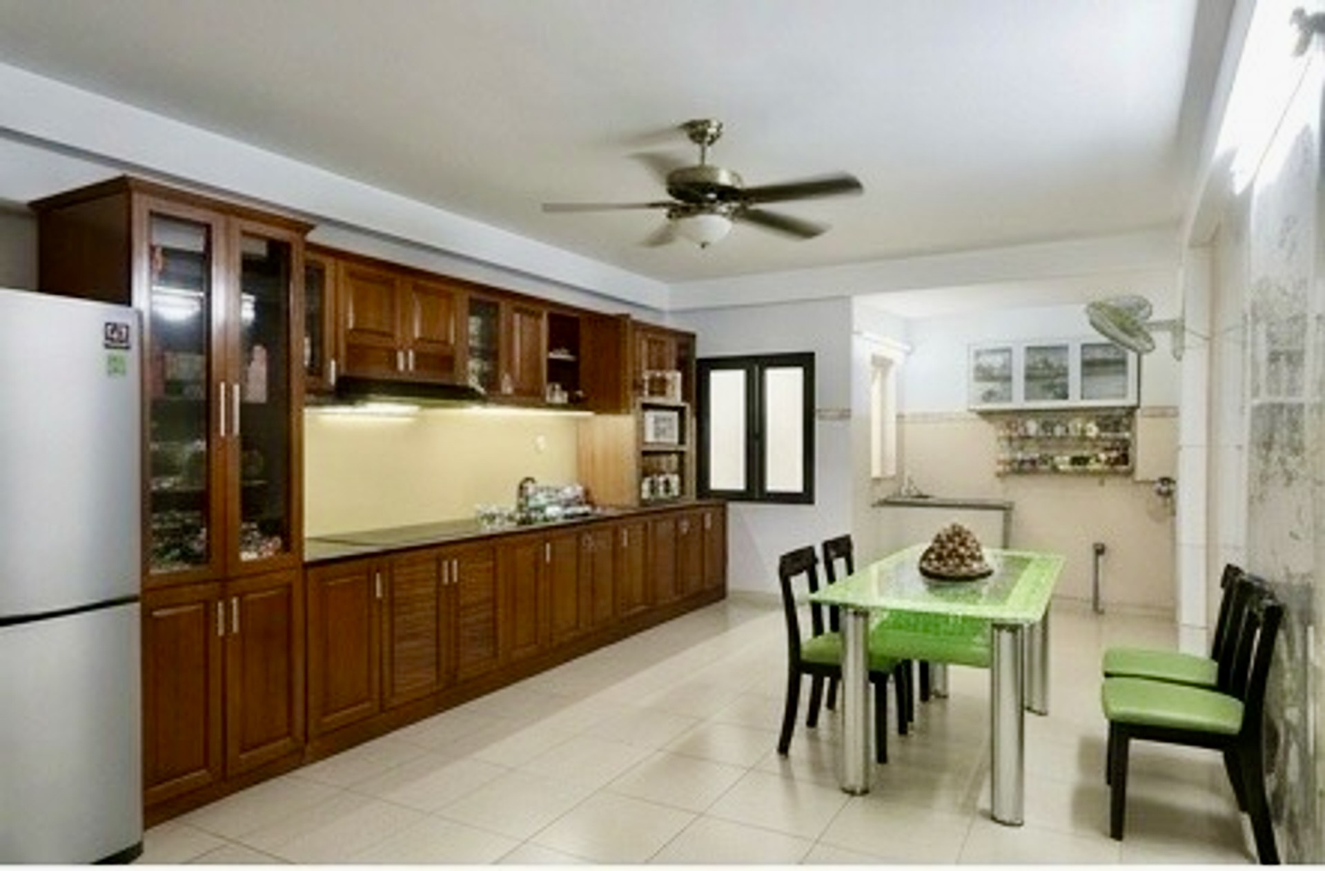 Bán nhà đẹp quận 12, Phan Văn Hớn, nhà 4 tầng BTCT, cách hxh vài bước chân, 4x22m, chỉ 7.X tỷ