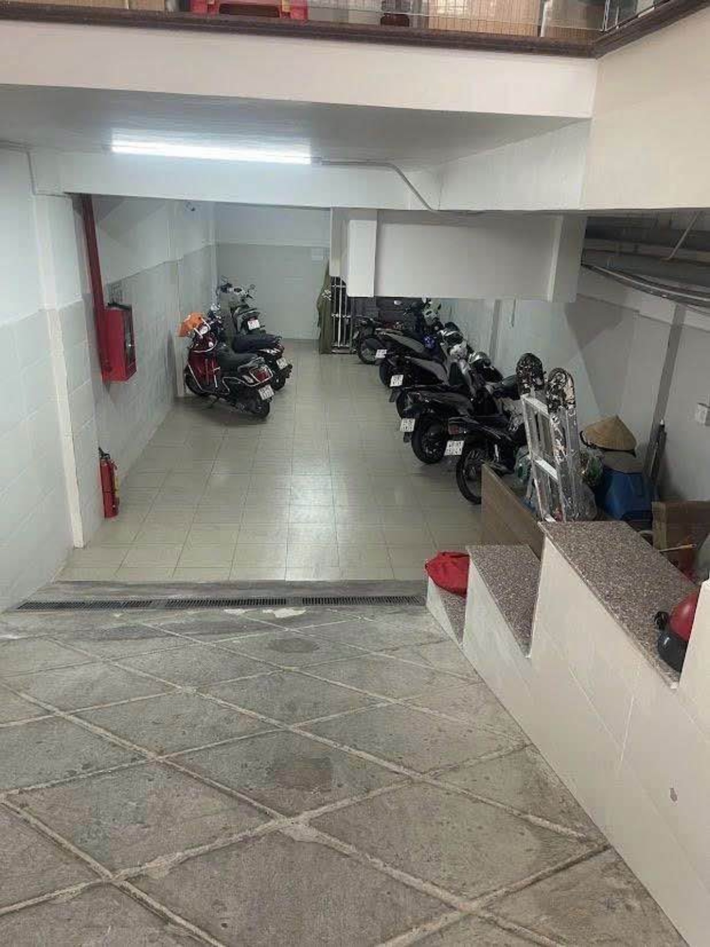 Bán nhà mặt phố 7 tầng 130m2, mặt tiền 5.4m tại Tân Bình giá 31.5 tỷ
