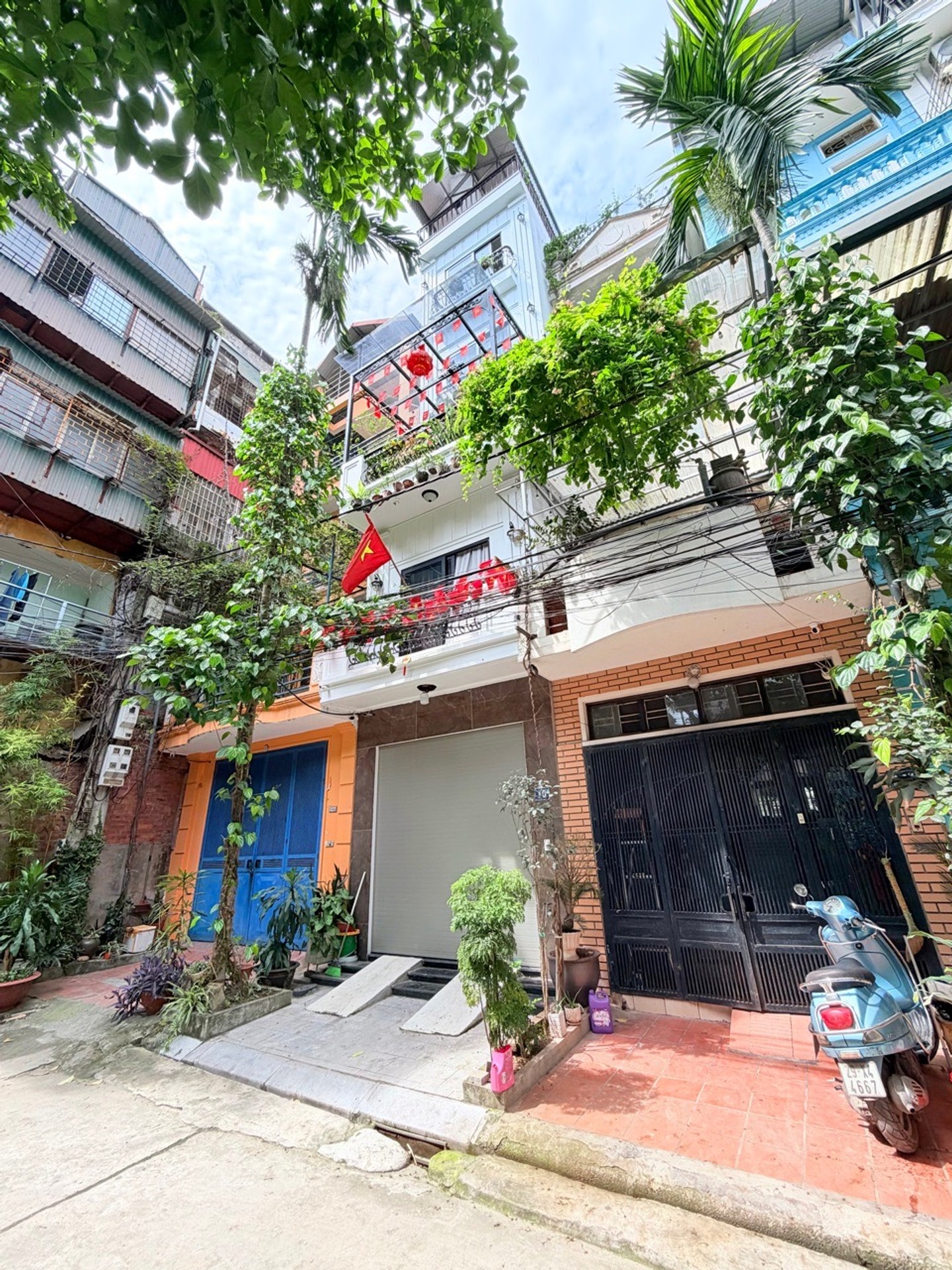LÕI ĐỐNG ĐA QUẬN - PHÂN LÔ 6 TẦNG THANG MÁY - THIẾT KẾ HIỆN ĐẠI - 2 MẶT THOÁNG - ÔTÔ TRÁNH VỈA HÈ