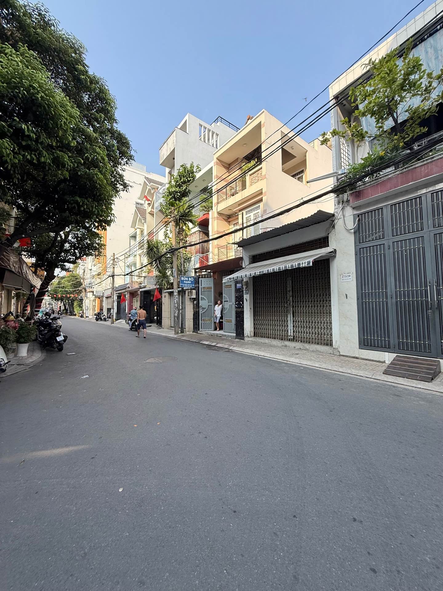 Nhà 1 tầng 172m2 tại Bàu Cát, 2 mặt hẻm ô tô tránh, giá 28.5 tỷ