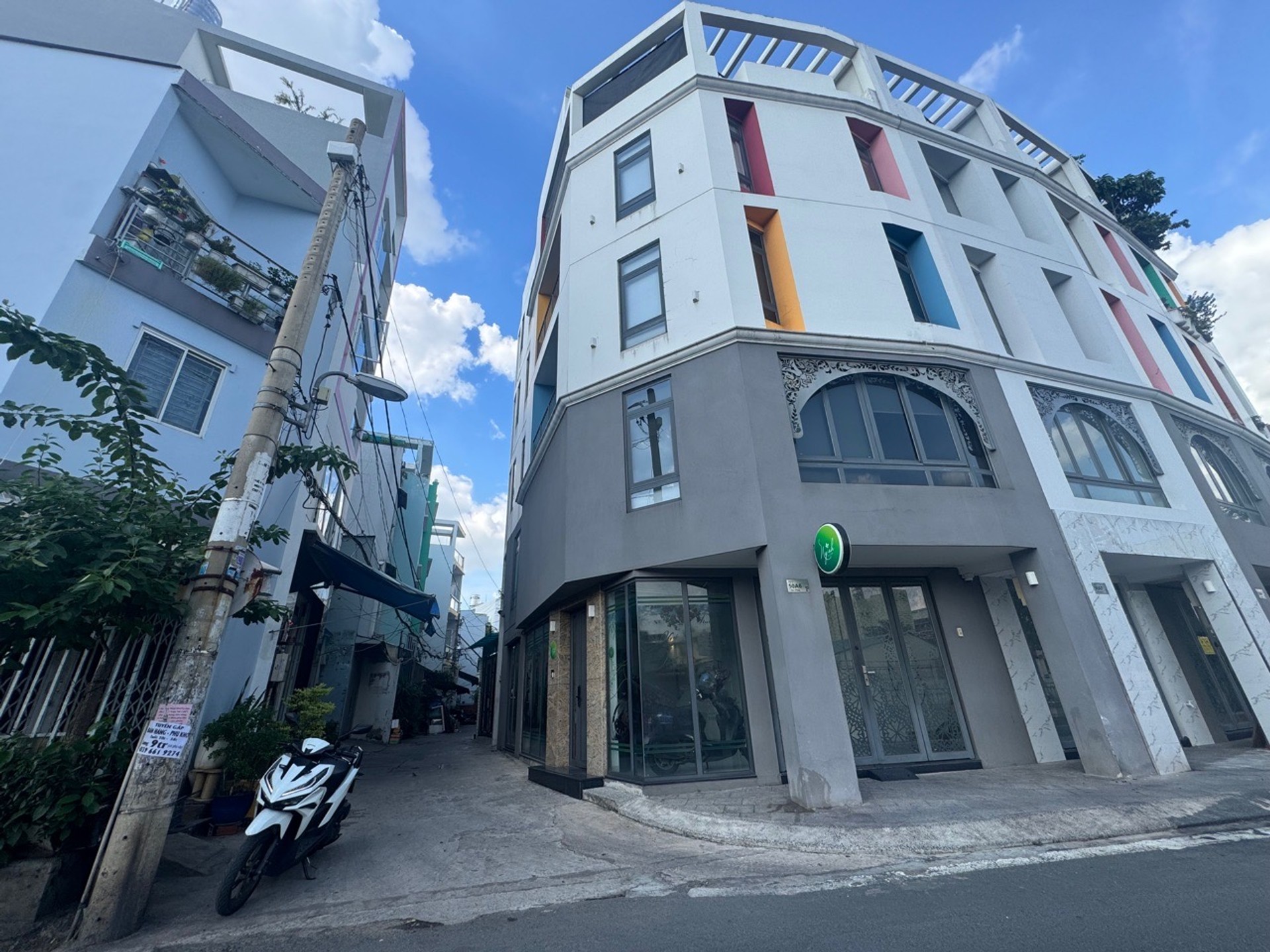 NGAY QUẬN11 - ĐƯỜNG THÔNG XE TẢI - NHÀ MỚI ĐẸP 5 TÂNG