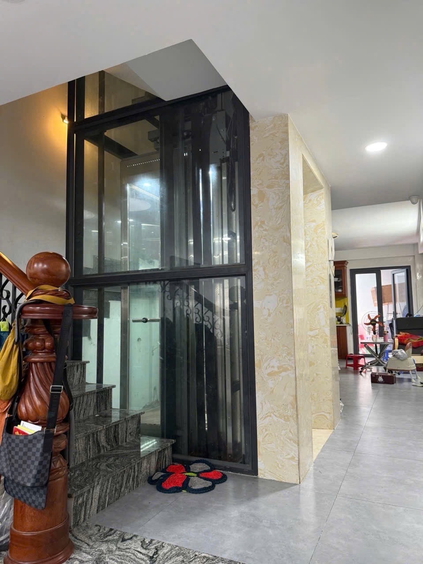 Ô TÔ VÀO NHÀ 5 TẦNG THANG MÁY 88M2 NHỈNH 12 TỶ