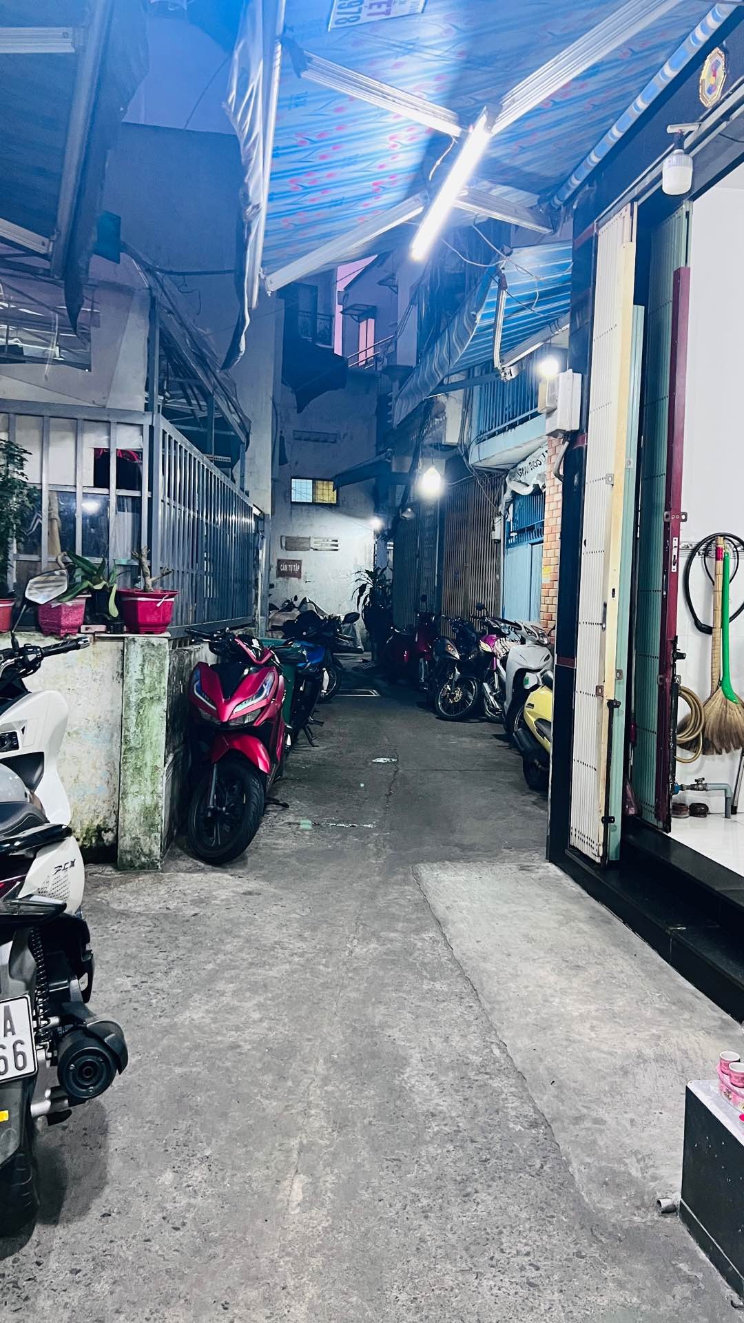 Gần Trường Nguyễn Trãi - 2 Tầng - 33m² - Nhỉnh 2 tỷ - Ngang gần 5m - Sổ vuông đẹp