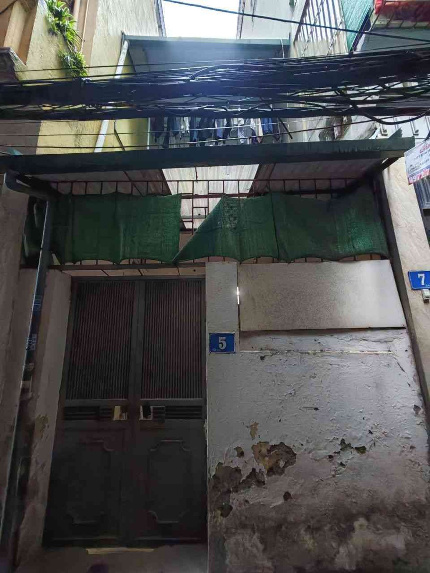 11 tỷ Nhà Hai Mặt Ngõ View Hồ Vĩnh Hưng - Sống Sang Trọng, Tiện Lợi!