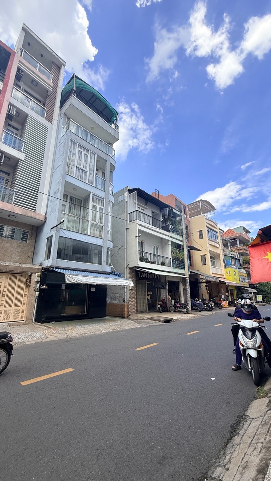 GIÁ TỐT, MTKD HOÀ HẢO, Q10, 5M9M, 5 TẦNG VUÔNG,