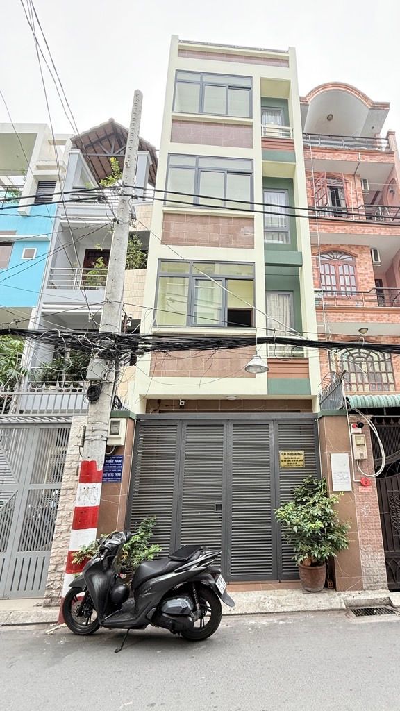 MẶT TIỀN TÂN BÌNH GẦN SÂN BAY - 96M2 x 5 TẦNG ĐÚC - 11 PHÒNG DẠNG CHDV CÓ THỂ THÊM – CÓ THANG MÁY
