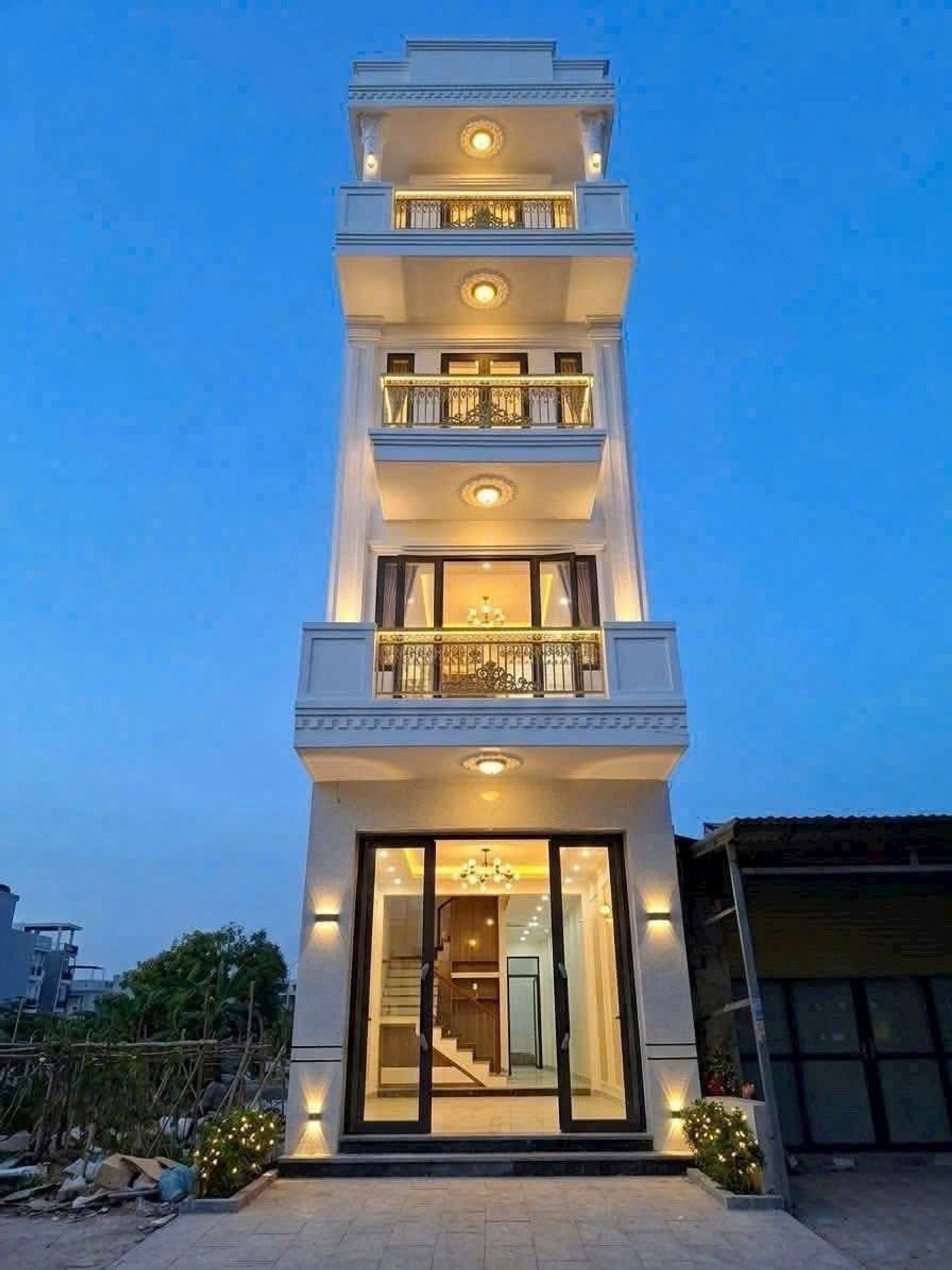 🔥 NHÀ MẶT PHỐ MAI TRUNG THỨ | 69M² × 5 TẦNG | THANG MÁY | GARA Ô TÔ | KINH DOANH ĐẸP | GIÁ 6,8 TỶ
