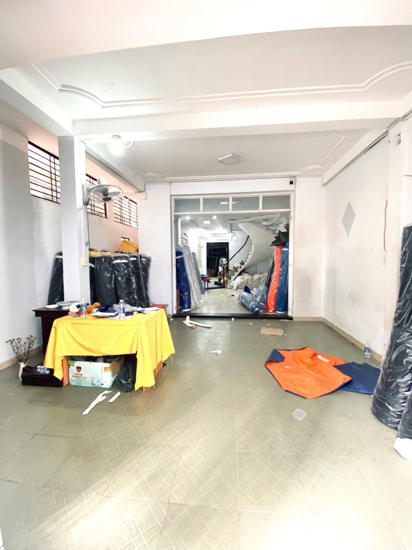 HẺM 8M NGUYỄN SƠN - CĂN GÓC THOÁNG MÁT KHÔNG LỘ GIỚI - CÁCH 2 CĂN RA MẶT TIỀN - 102M2 - NGANG 5.25M