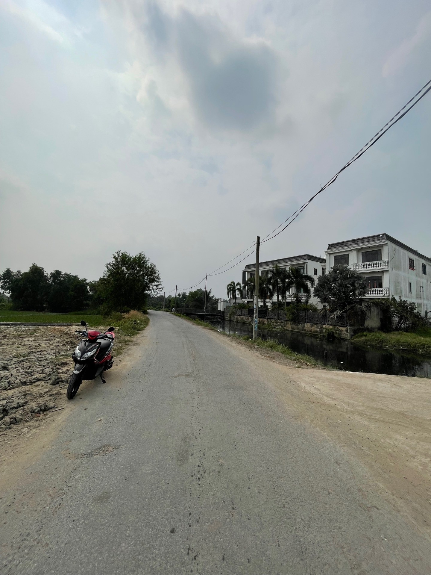 Bán đất mặt tiền đê bao xã Bình Chánh, TP Hồ Chí Minh, diện tích 3000 m2