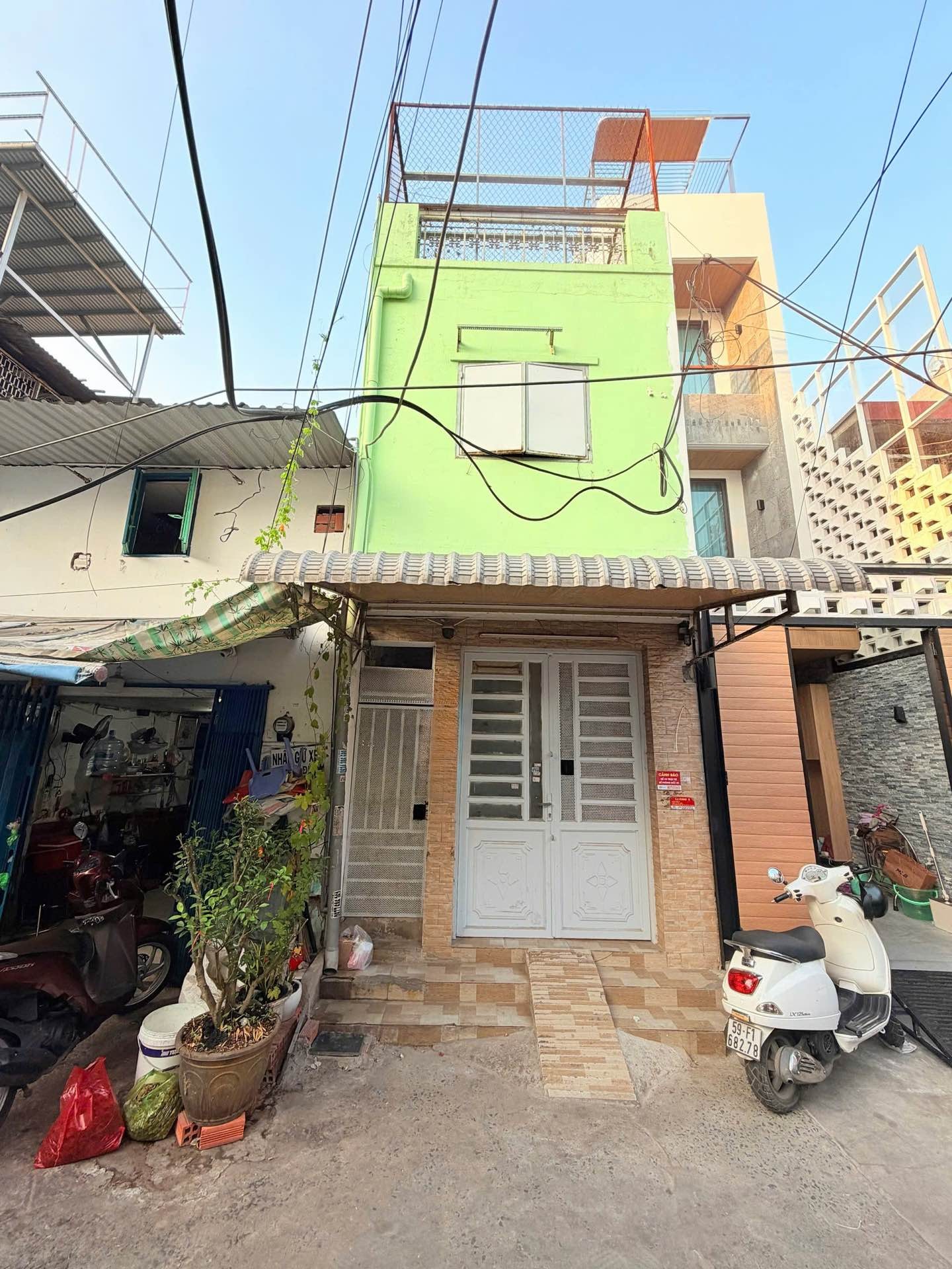 Nhà mặt phố quận 3, 8 phòng cho thuê, thu nhập ổn định