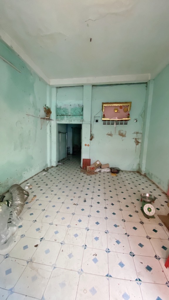 BAN GAP NHA Khu VIP 100m2 Lý Thái Tổ P.10 Q.10
