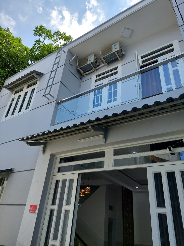 Bán nhà riêng 2 tầng diện tích 45,4m² khu vực Lạc Long Quân, Tân Bình