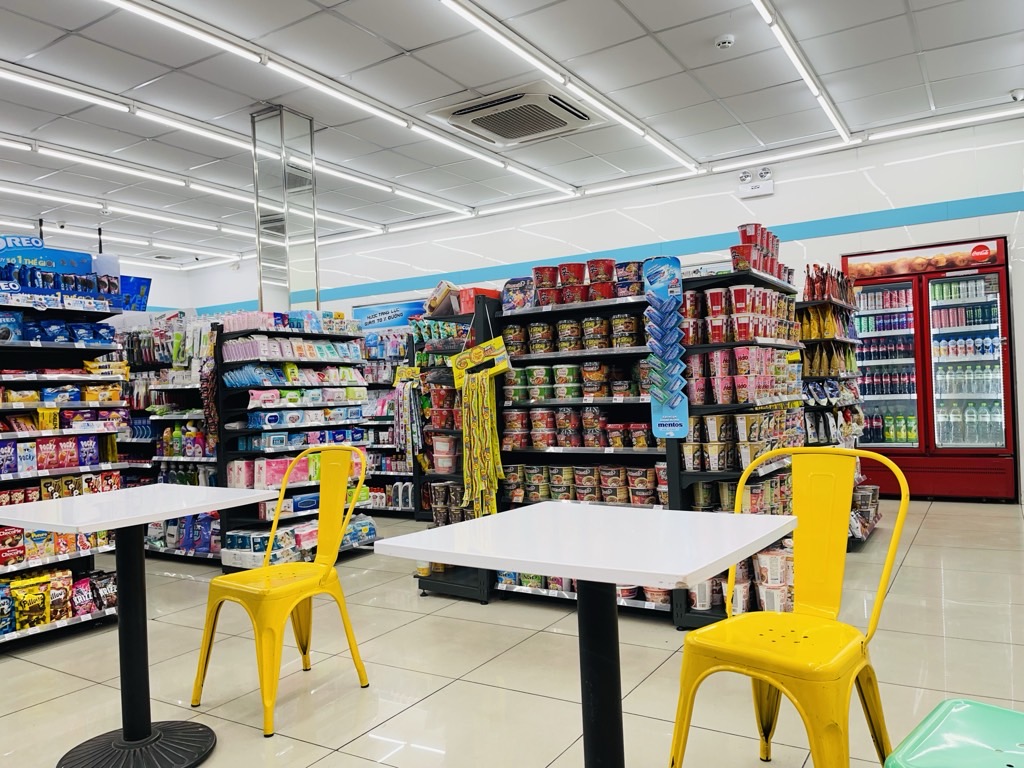 Bán nhà mặt phố Tân Hương, Tân Phú, mặt tiền 12m, diện tích 208.8m2, hợp đồng thuê 3 năm