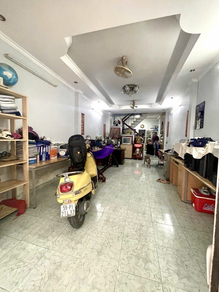 Nhà 5 tầng hẻm nhựa rộng Tân Bình - Cơ hội đầu tư sinh lời ngay Núi Thành