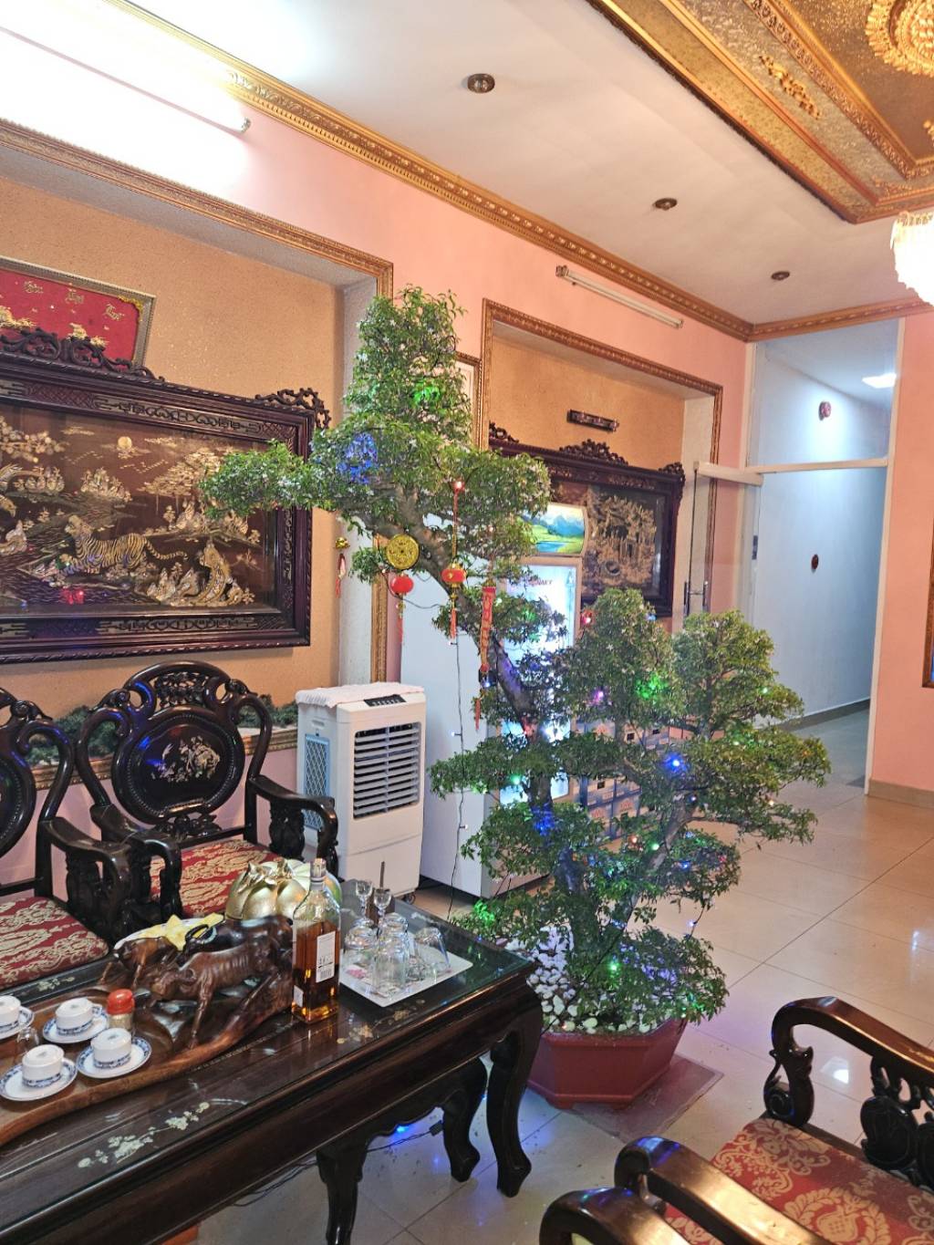 BÁN KHÁCH SẠN MẶT TIỀN HÀ HUY GIÁP Q12 – 6 TẦNG - 20 PHÒNG- THANG MÁY – THU NHẬP 50 TR