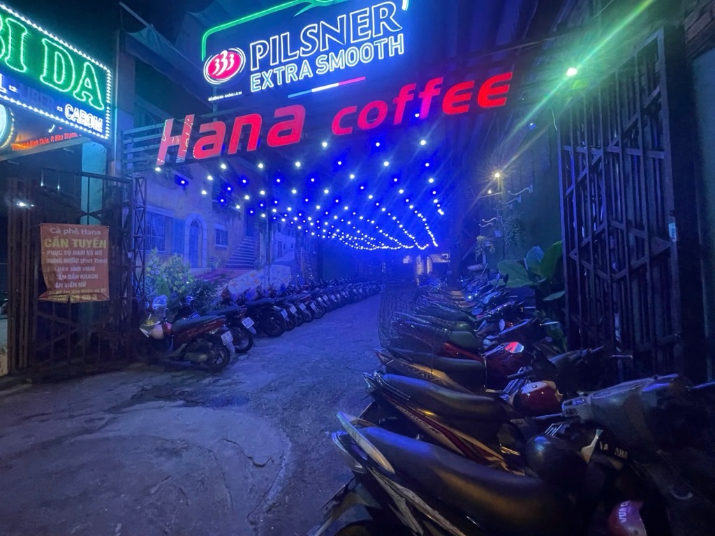 Siêu phẩm nhà mặt phố Tân Phú sổ đỏ gần 700m2 giá 78 tỷ
