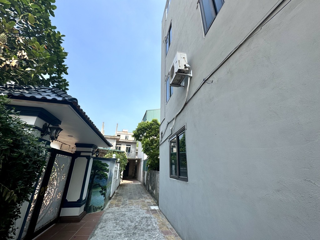 Bán đất 2 mặt tiền tại xã Dương Quang, Gia Lâm, vị trí thông thoáng, diện tích 87.3 m²