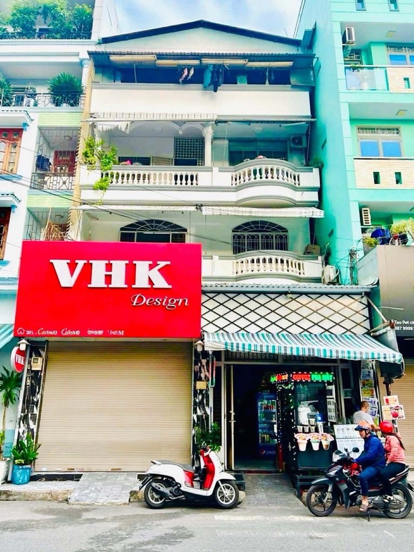 Nhà mặt phố trung tâm giá sốc, cơ hội vàng cho nhà đầu tư