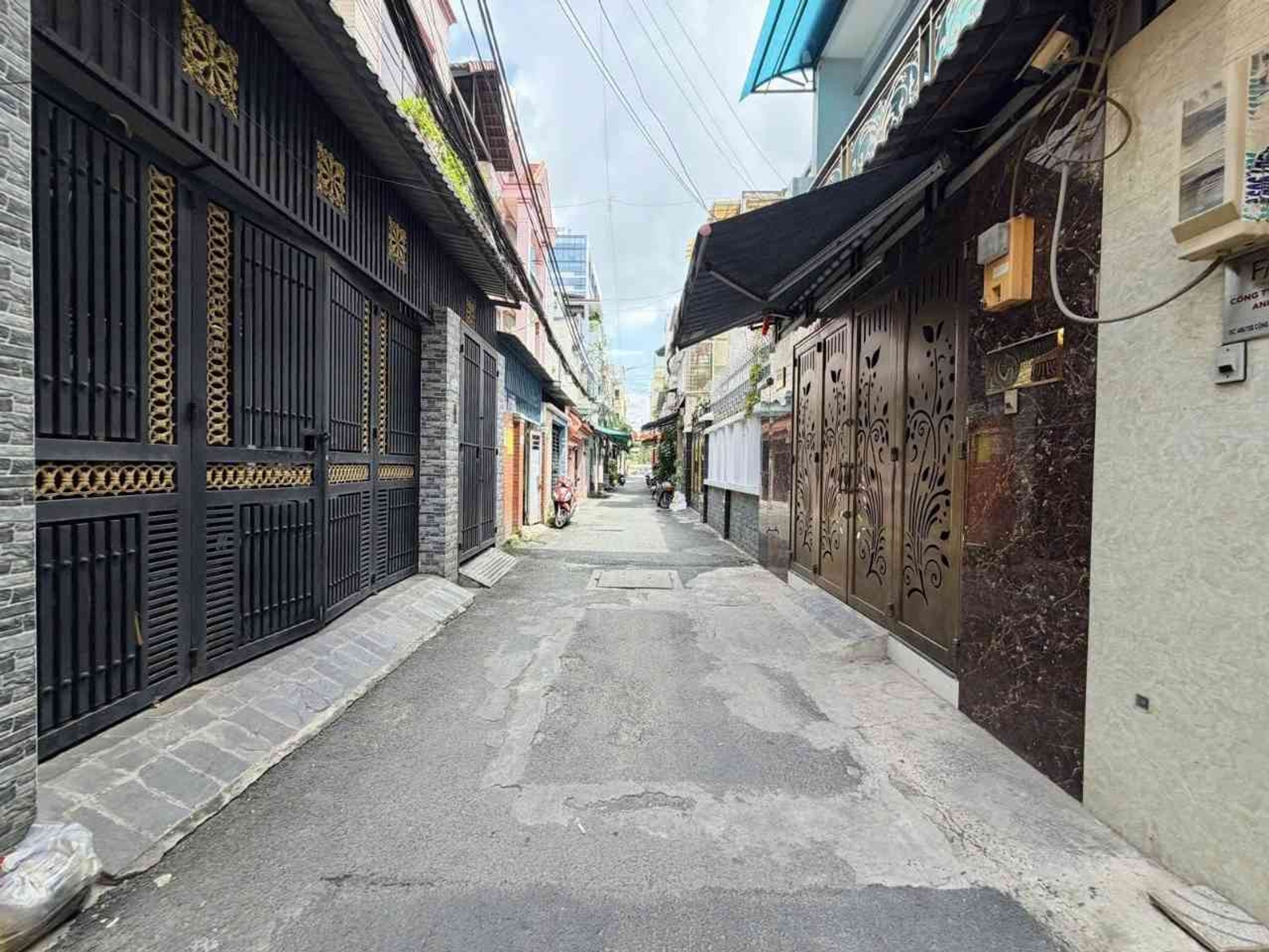 Cơ hội hiếm có nhà 4 tầng hẻm ô tô Cộng Hòa, diện tích đẹp sổ chuẩn