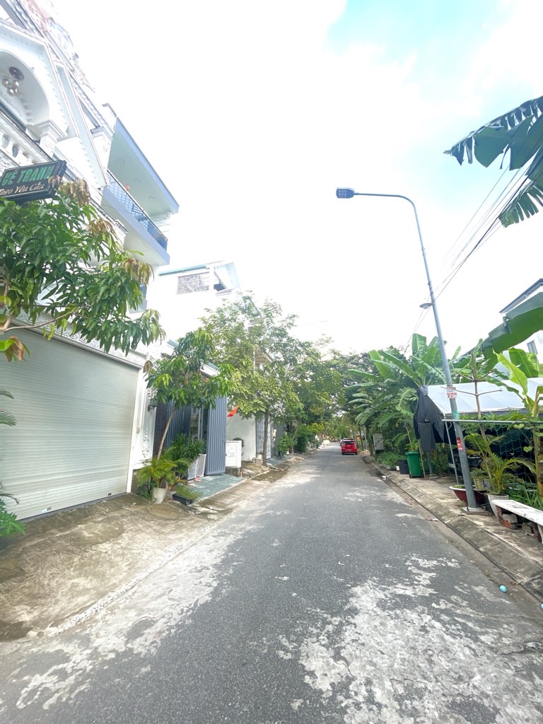 Bán nhà riêng 4 tầng tại Huỳnh Tấn Phát, Nhà Bè, diện tích 80m2, pháp lý rõ ràng